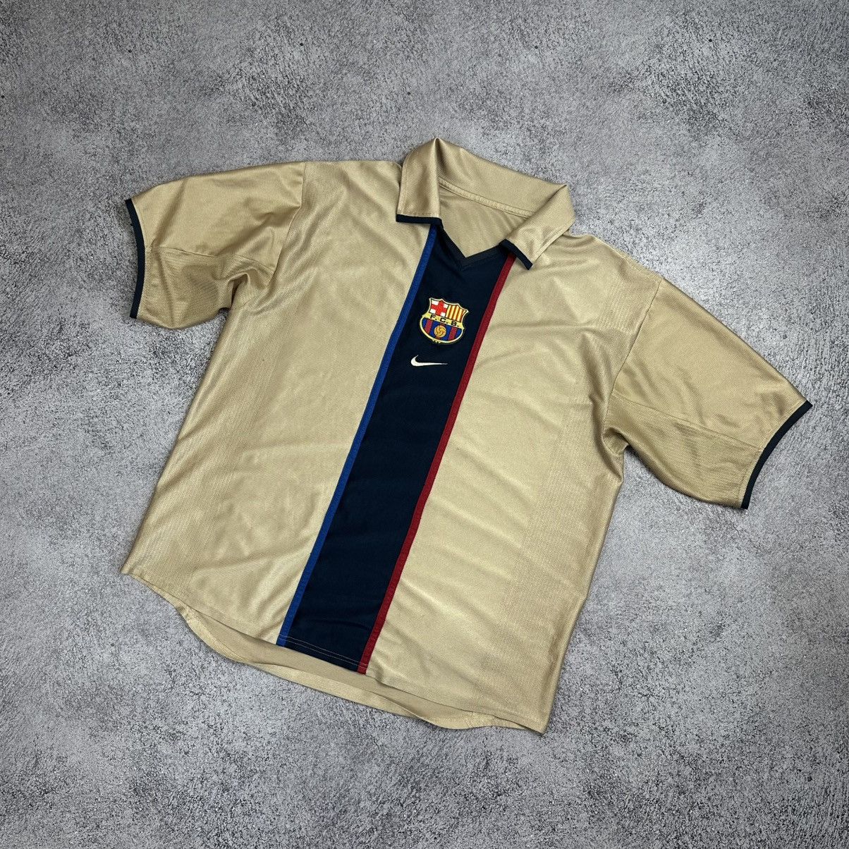 Nike Barcelona Shirt 2001/2002 Nike Champions League Center Logo Size US XXL / EU 58 / 5 - 1 Thumbnail