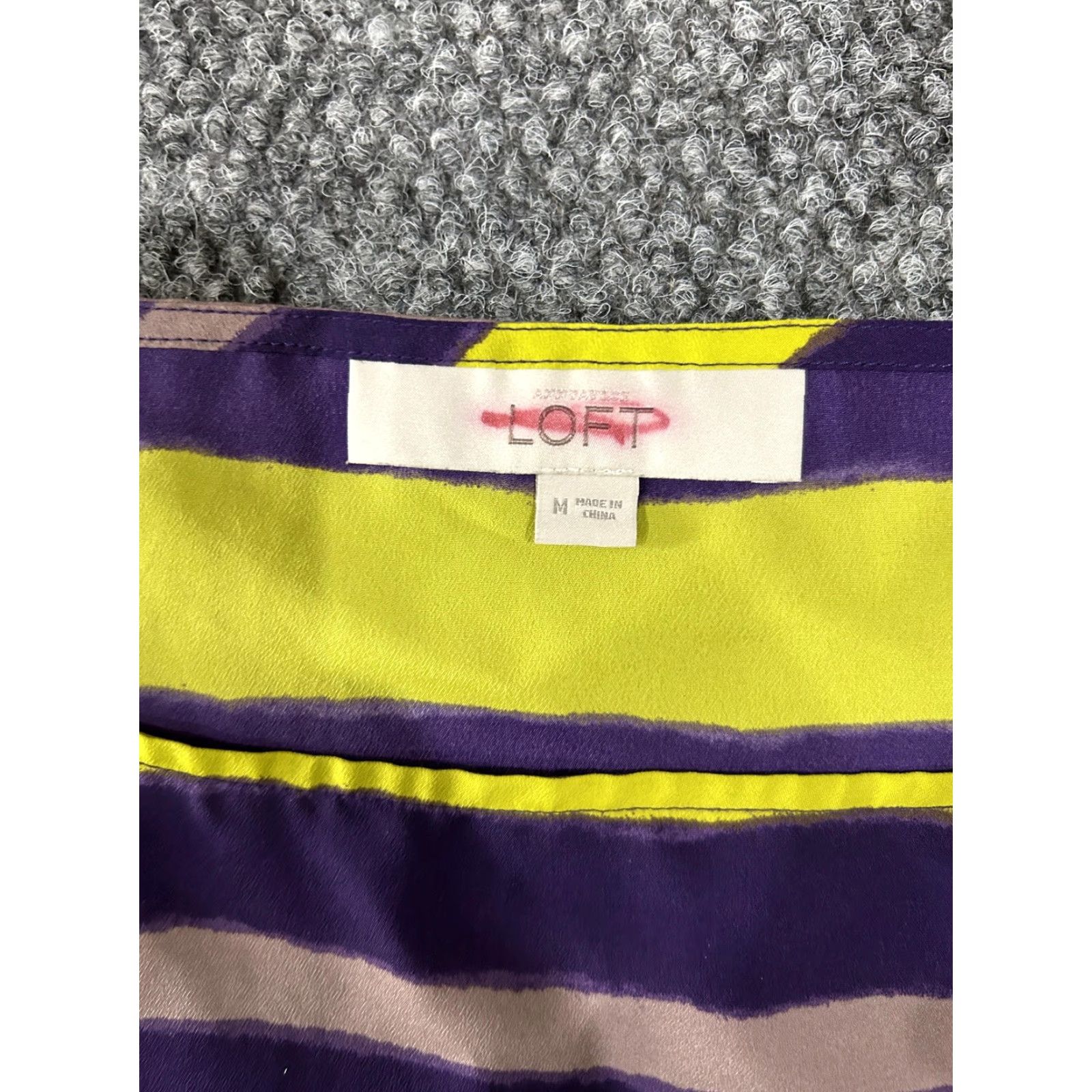 Loft LOFT Shirt Womens Medium Yellow Purple Stripe Blouse Top 100% Polyester Casual Size M / US 6-8 / IT 42-44 - 4 Thumbnail