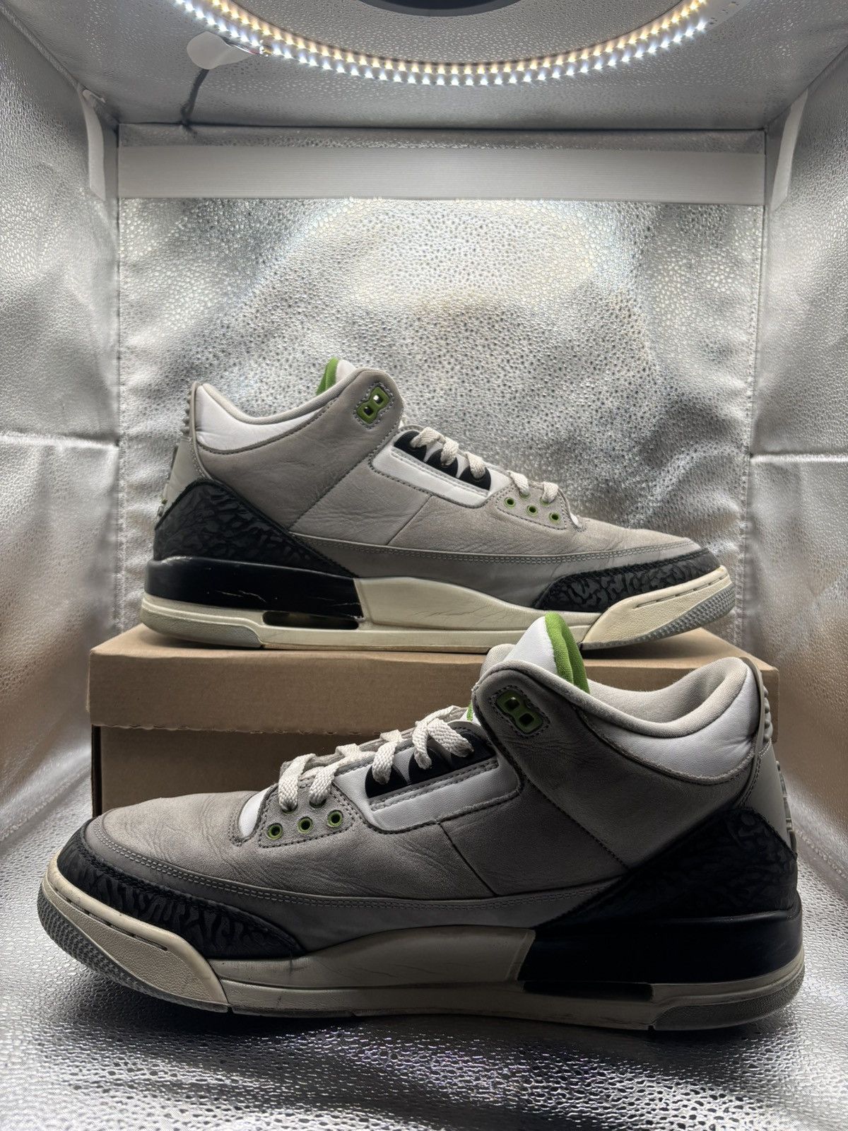 Jordan Brand Air Jordan 3 chlorophyll Size US 14 / EU 47 - 5 Thumbnail