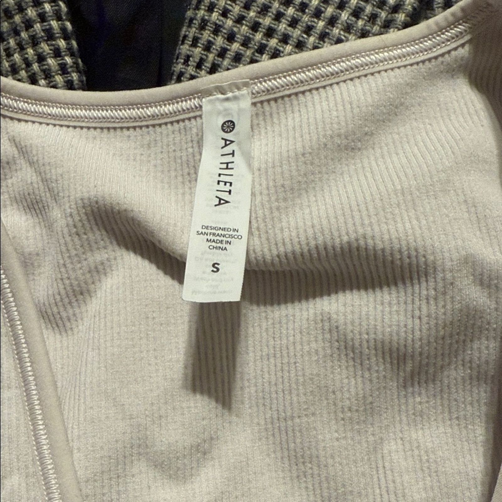 Athleta ATHLETA ribbed neck long line cropped athletic tank S Size S / US 4 / IT 40 - 2 Thumbnail