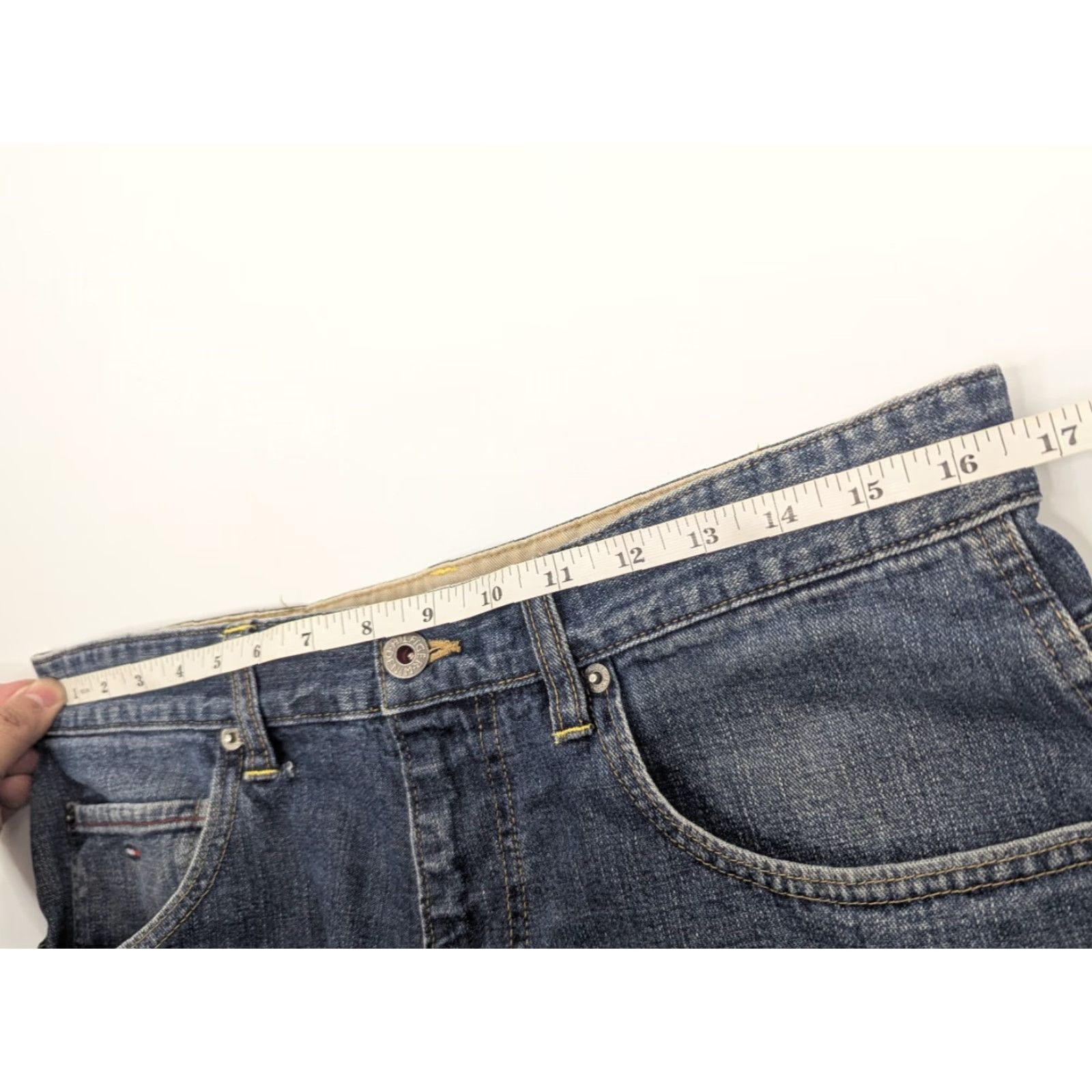 Tommy Hilfiger VINTAGE Tommy Hilfiger Carpenter Denim Jeans Shorts 31 Mens Blue 90s 5-Pocket Jorts High Rise Size 31 Regular Size US 31 - 7 Thumbnail