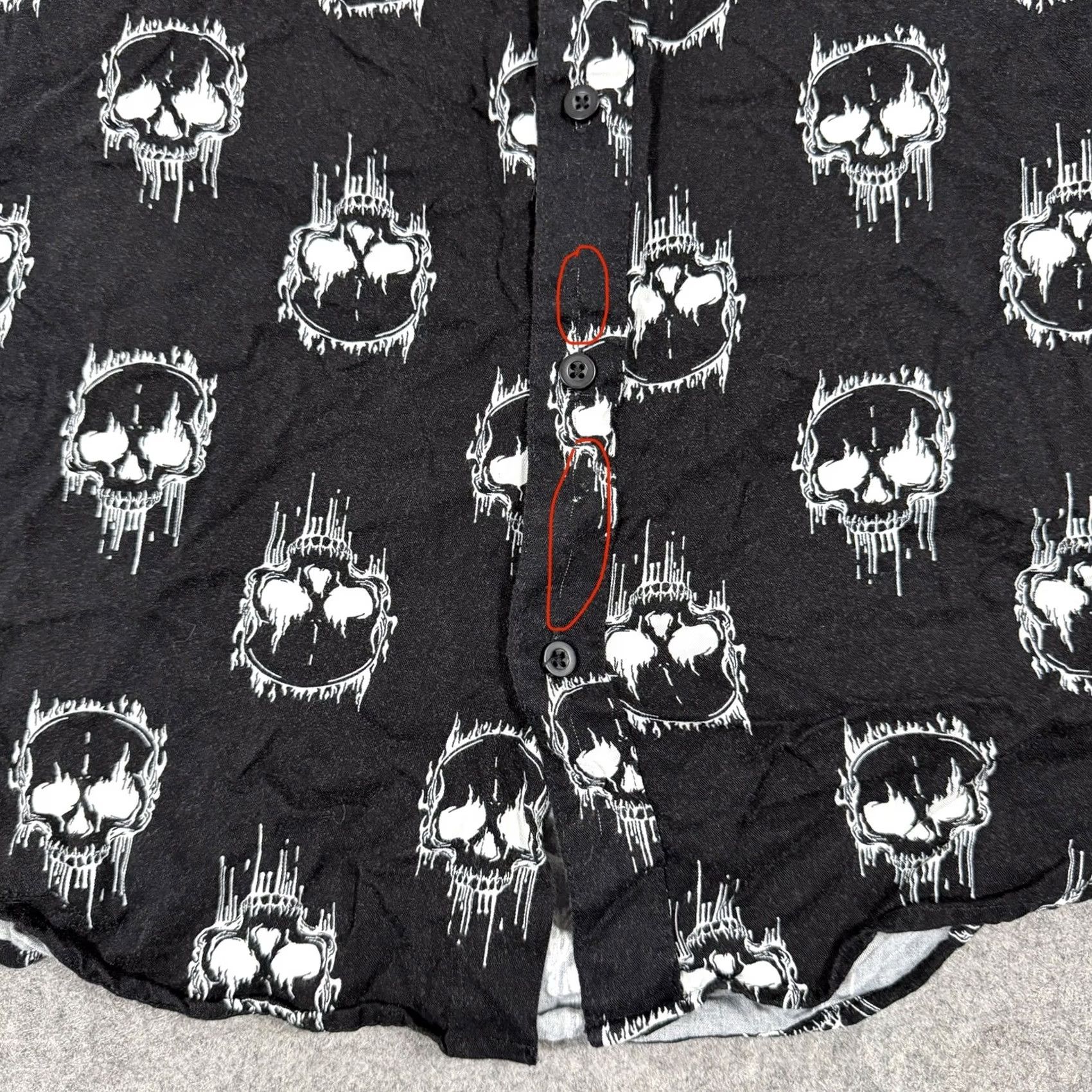 Vintage Social Collision Skull Print Button-Up Short Sleeve Shirt Mens M Black Size US M / EU 48-50 / 2 - 2 Thumbnail