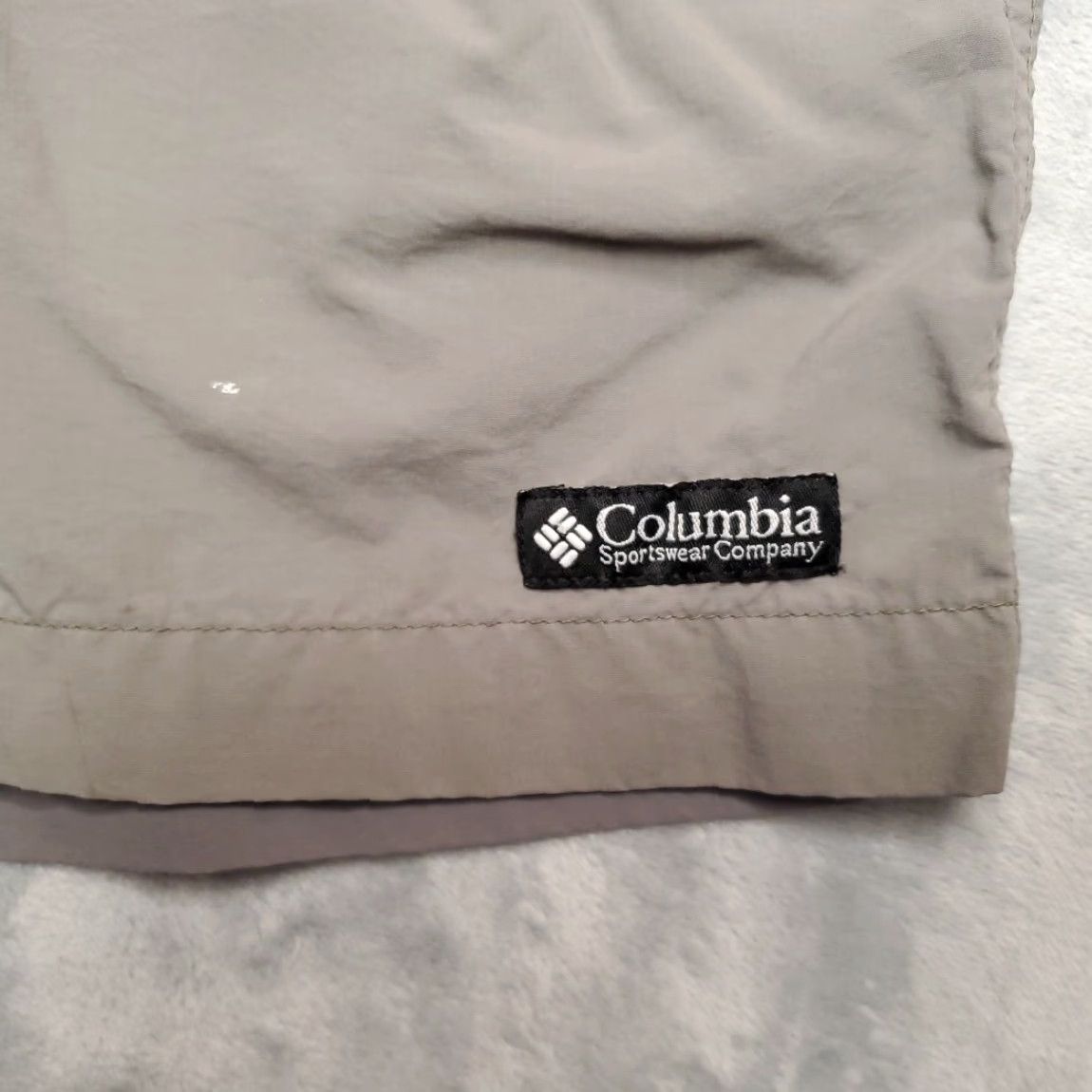 Vintage Columbia Shorts Women S Green 100% Nylon Performance Lightweight Running Casual Size 28" / US 6 / IT 42 - 2 Thumbnail