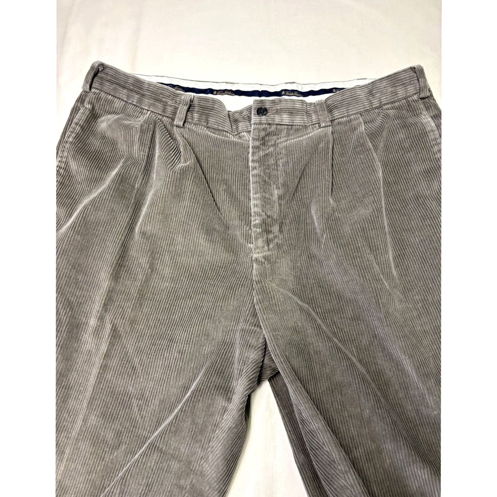 Brooks Brothers Brooks Brothers Mens Grey Corduroy Pleated Casual Dress Pants W40 L32 Size US 40 / EU 56 - 2 Thumbnail