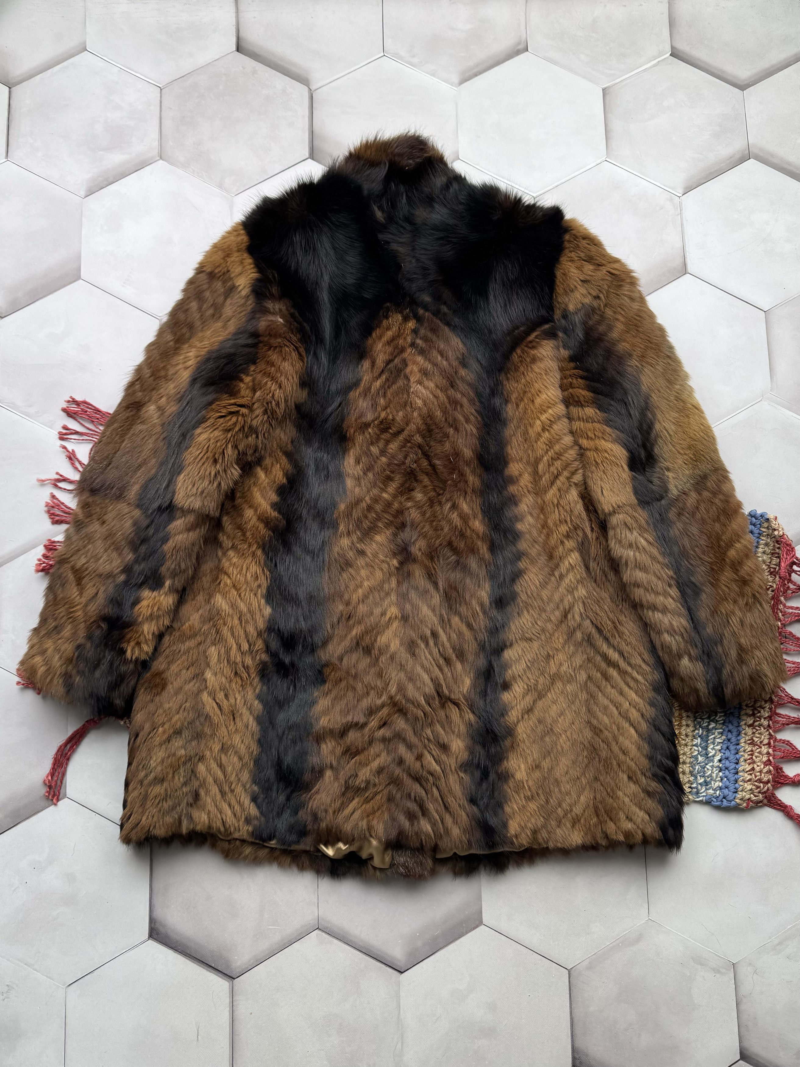 Japanese Brand Vintage Real Fur Coat (E4) Size L / US 10 / IT 46 - 6 Thumbnail