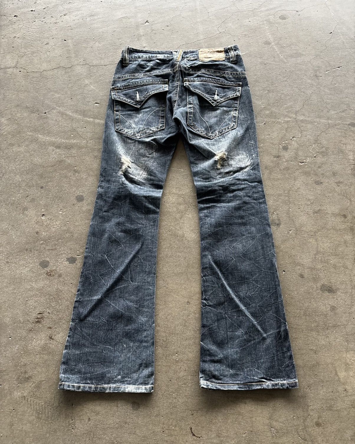 If Six Was Nine Original Jeans Japan Mud Wash Flared Denim Jeans Size US 31 - 5 Thumbnail