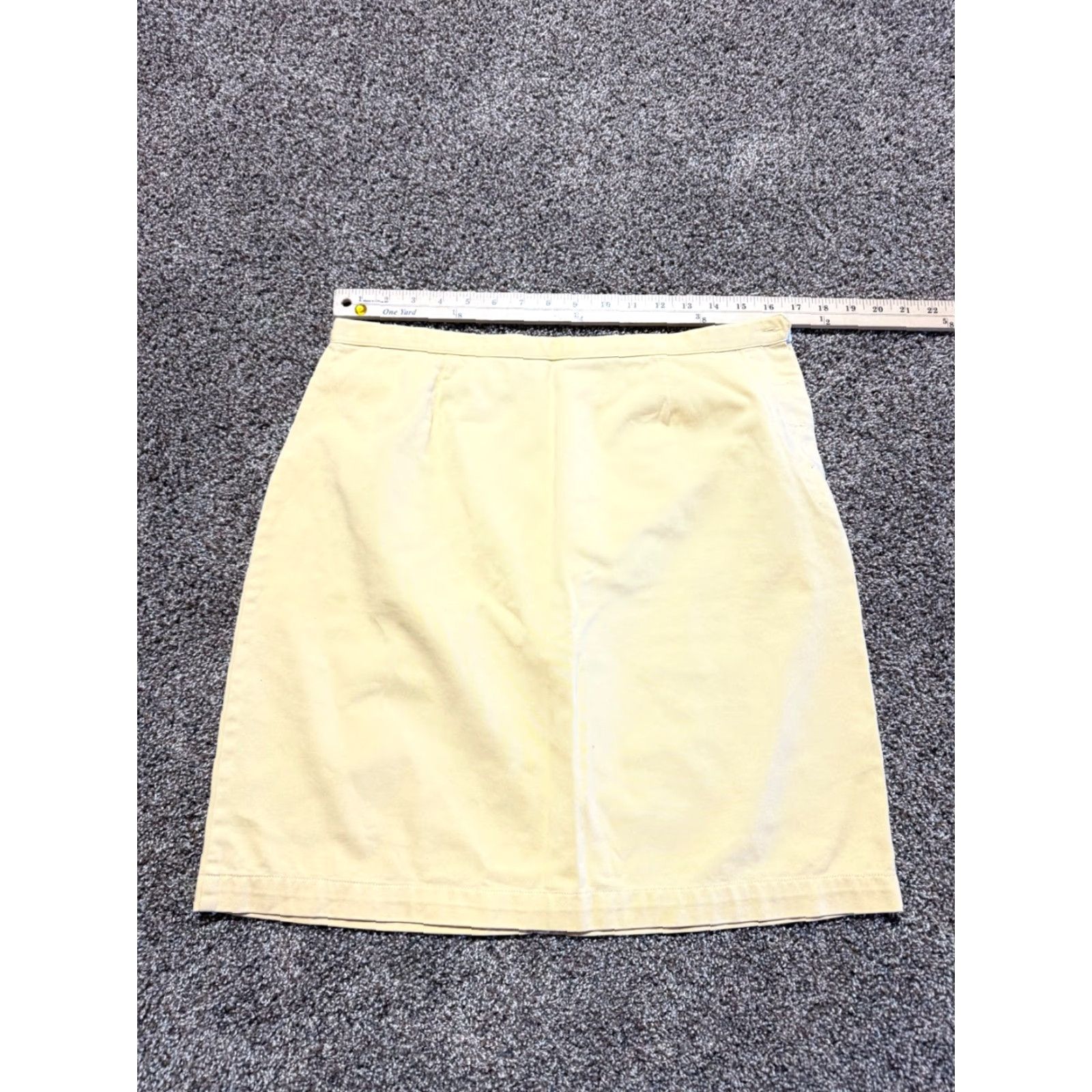 Vintage VINTAGE Christopher & Banks Womens Skirt Midi Pencil Yellow Size 10 Side Button Size 32" / US 10 / IT 46 - 5 Thumbnail