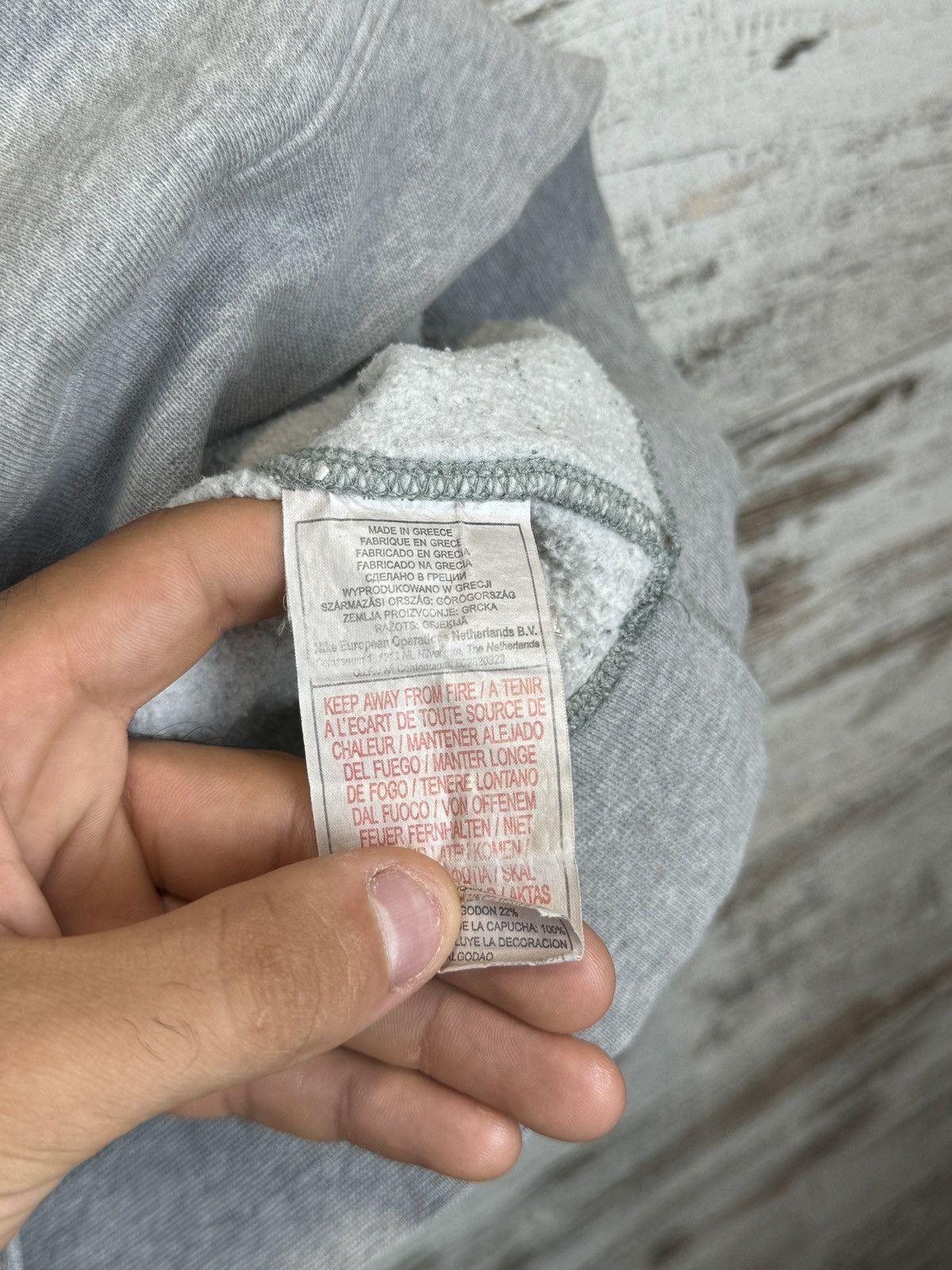 Nike × Vintage Mens Vintage Nike basic swoosh hoodie 90s rare Size US S / EU 44-46 / 1 - 10 Thumbnail