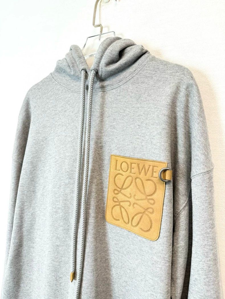 Loewe LOEWE Gray leather card pattern lettered logo hooded sweat Size XXS / US 00 / IT 34 - 3 Thumbnail