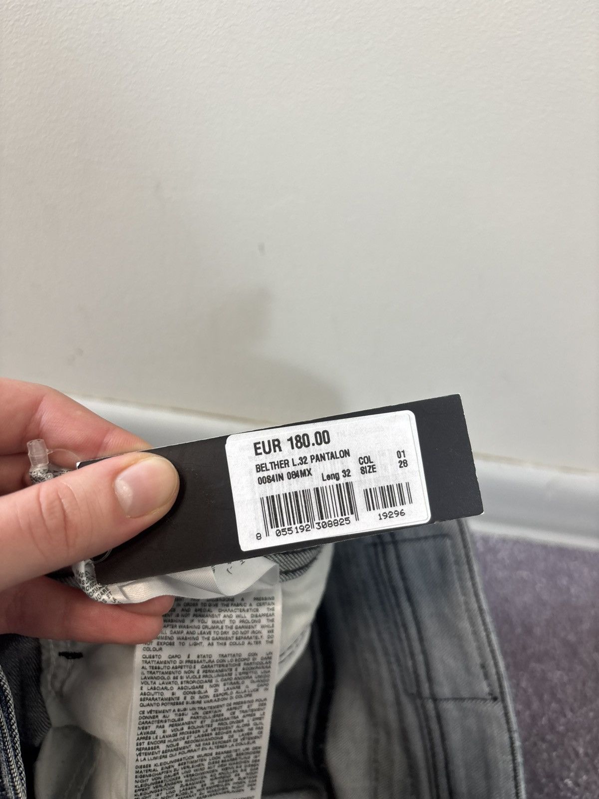 Diesel Diesel Belther NWT Men’s Regular Slim Tapered Denim Jeans Size US 28 / EU 44 - 13 Thumbnail