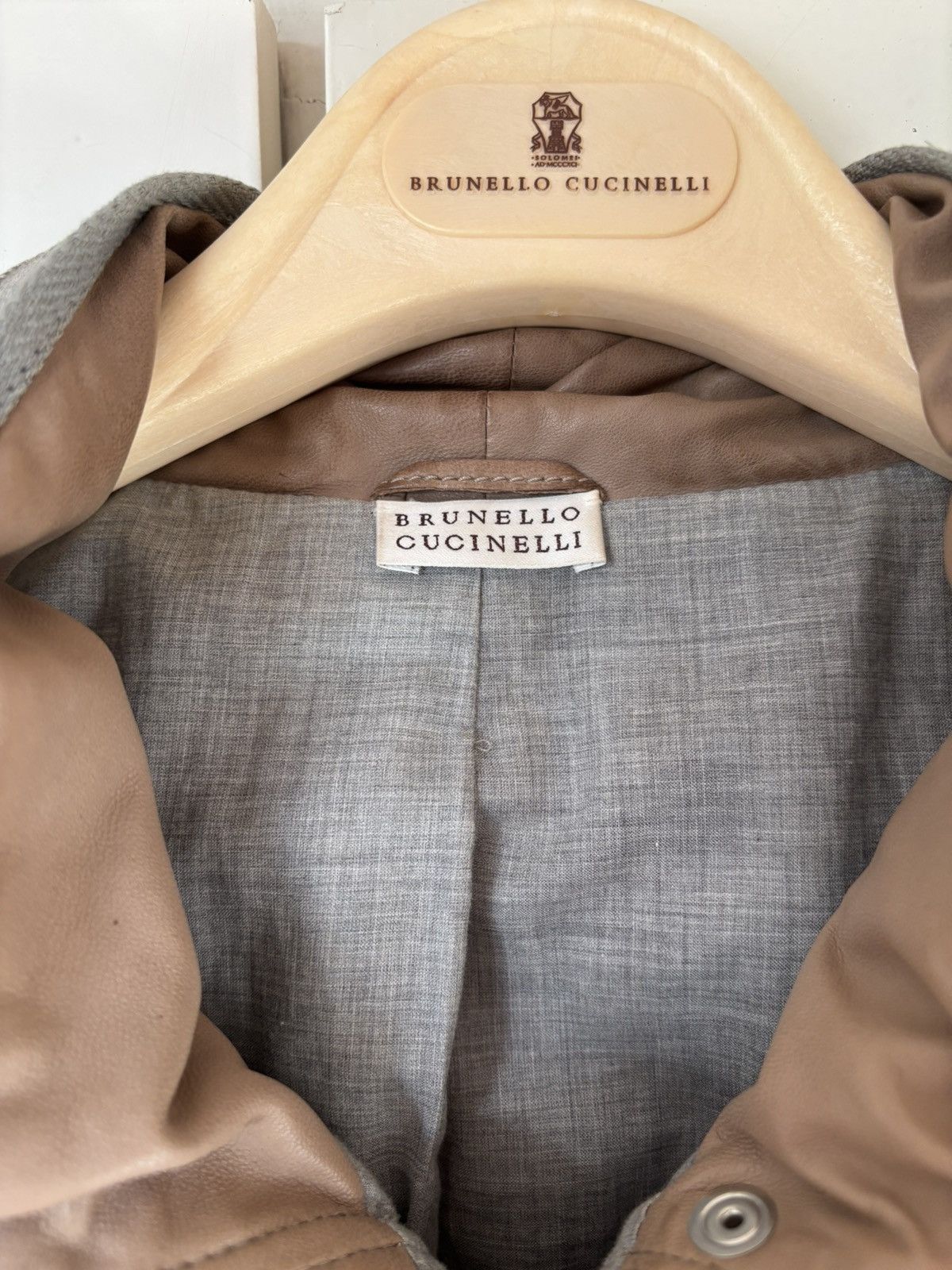 Brunello Cucinelli Brunello Cucinelli Elephant Beige Leather Bomber Jacket Size XL / US 12-14 / IT 48-50 - 7 Thumbnail