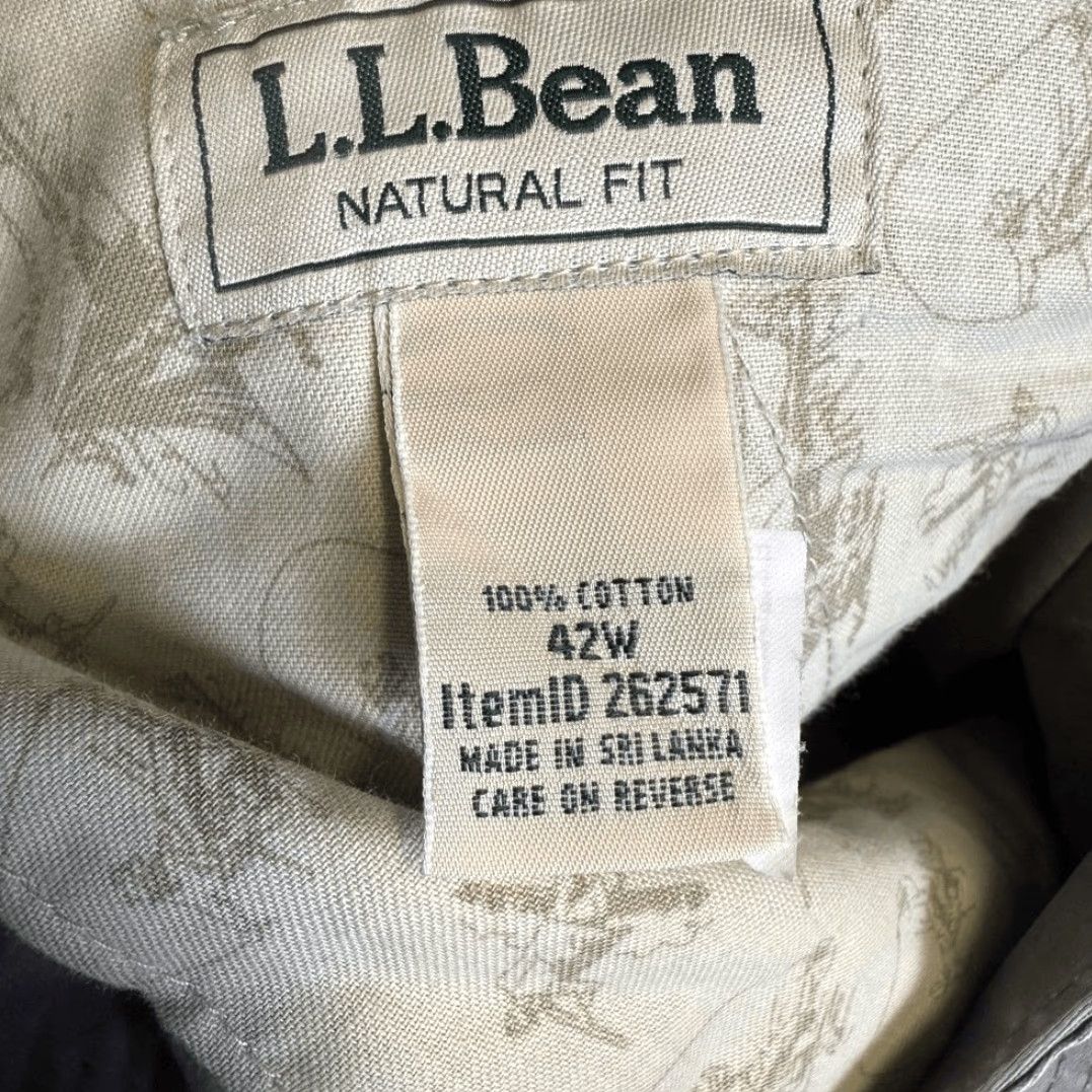 Vintage VINTAGE L.L. BEAN Men's 42W Gray Cargo Shorts Pockets Outdoors Hiking Shirt Size US 42 / EU 58 - 5 Thumbnail