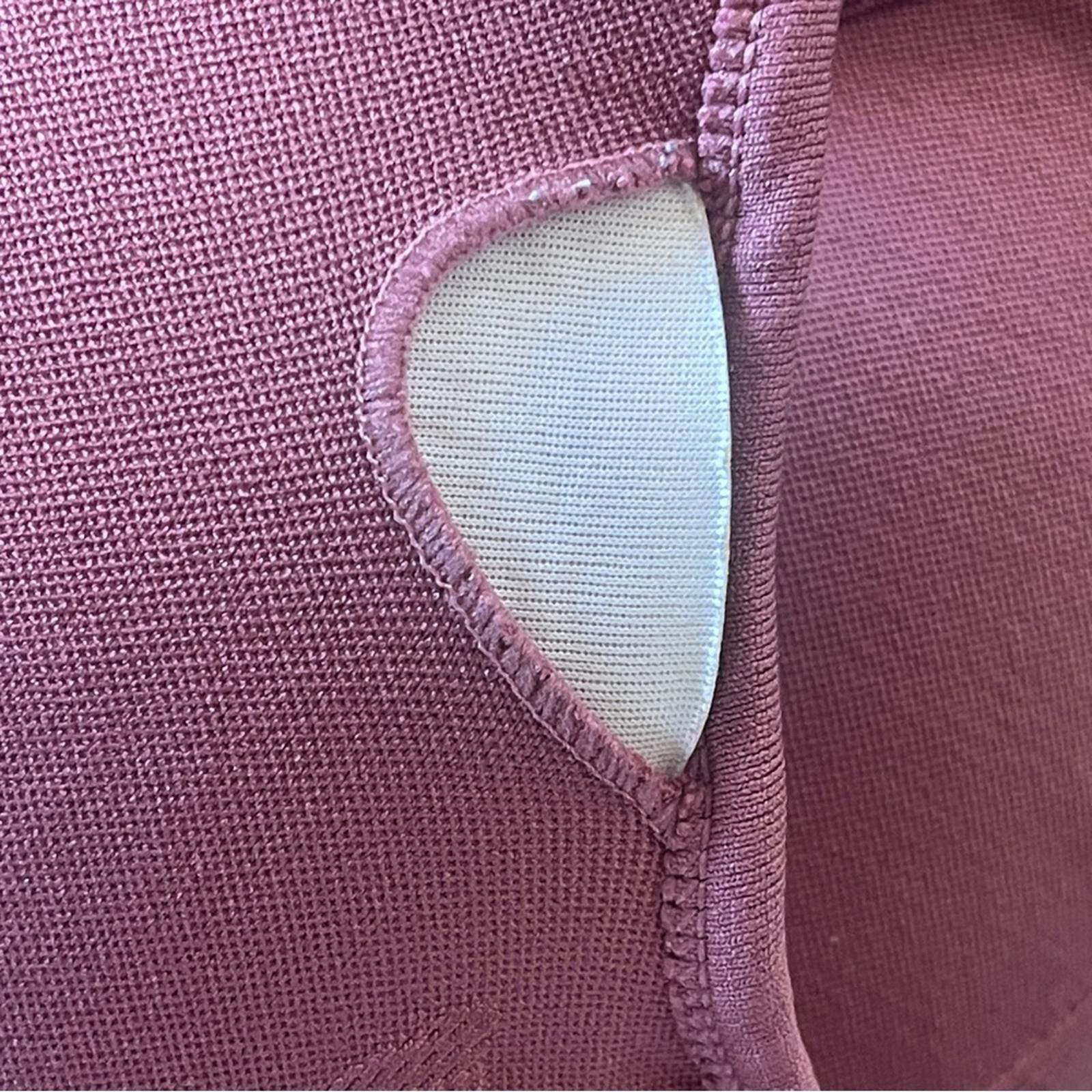 NBDN Nobrandedon Women's Rust Sports Bra in size XS Size ONE SIZE - 4 Thumbnail