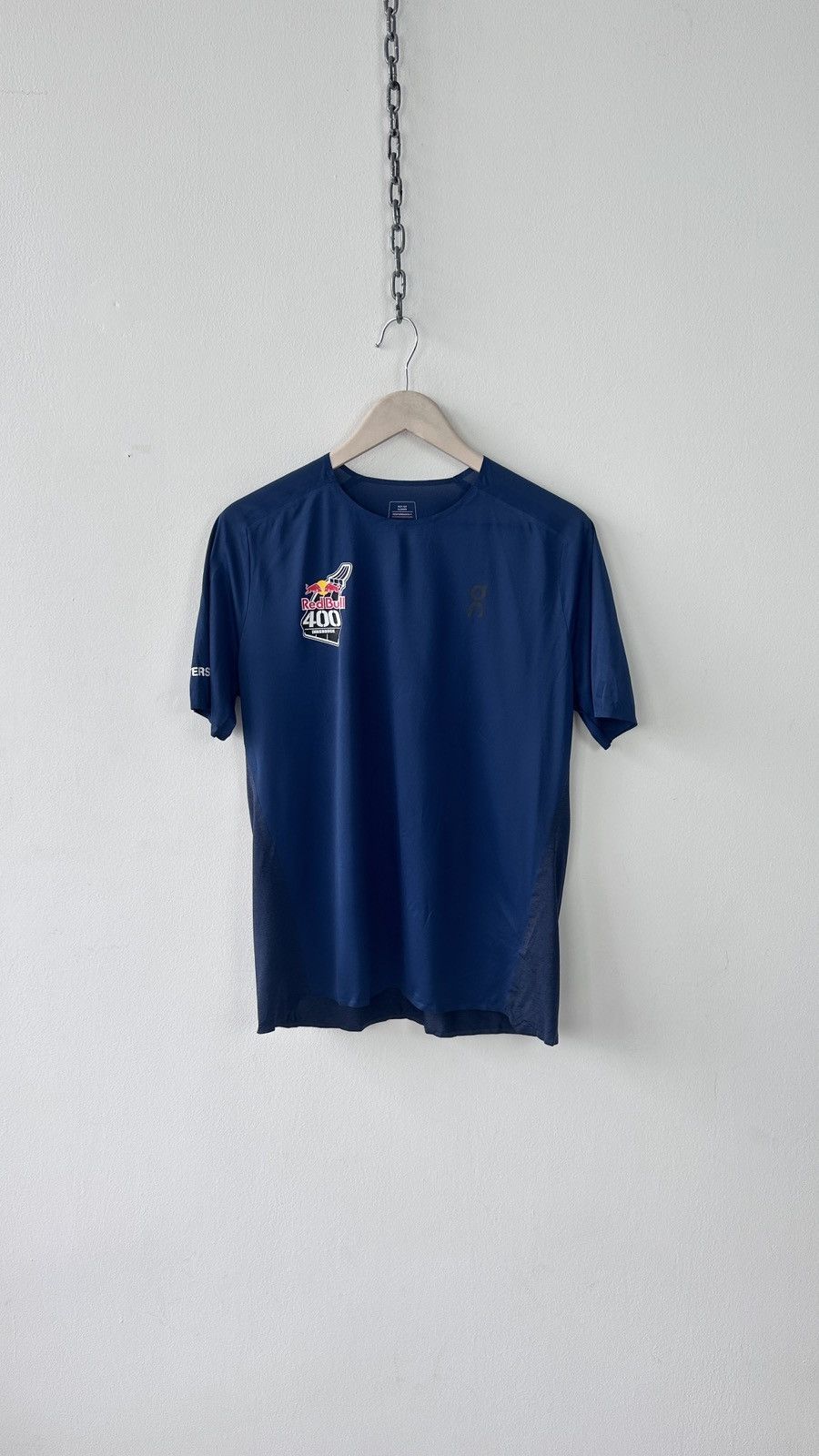 On On Running Performance T-Shirt Red Bull 400 Event Racing Top Size US M / EU 48-50 / 2 - 1 Thumbnail
