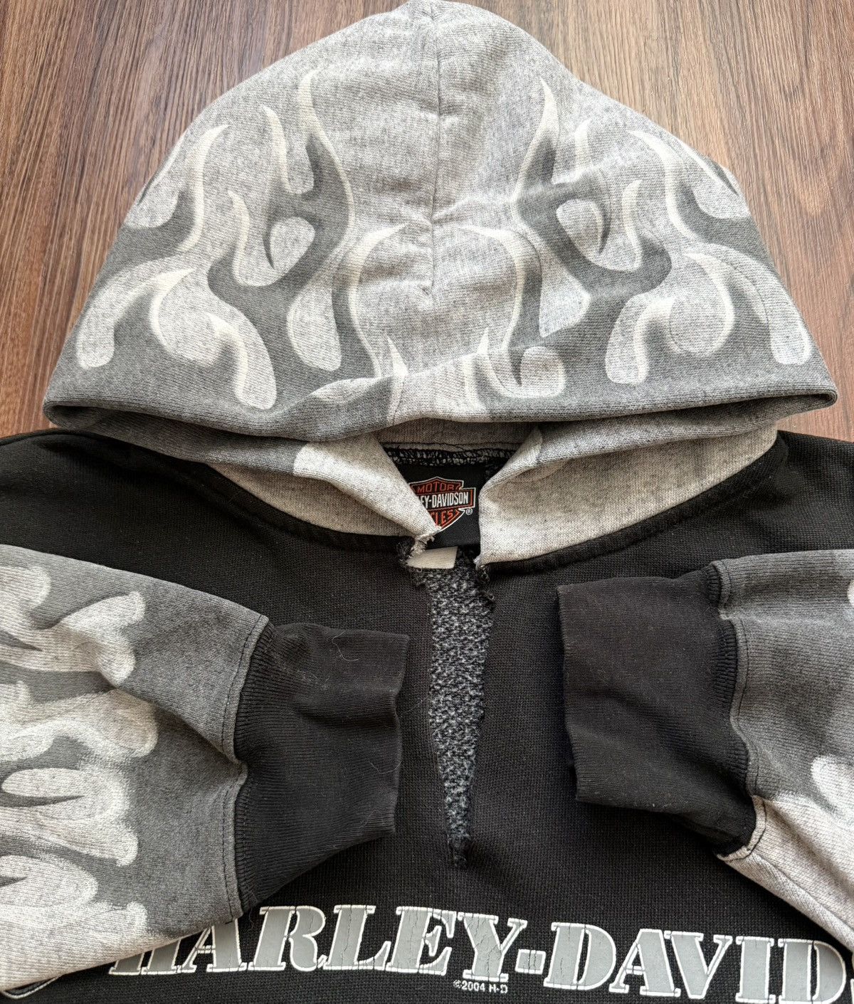 Harley Davidson Vintage Harley Davidson 2-Tone Flame Hoodie Sweater Size M/L Size US L / EU 52-54 / 3 - 3 Thumbnail