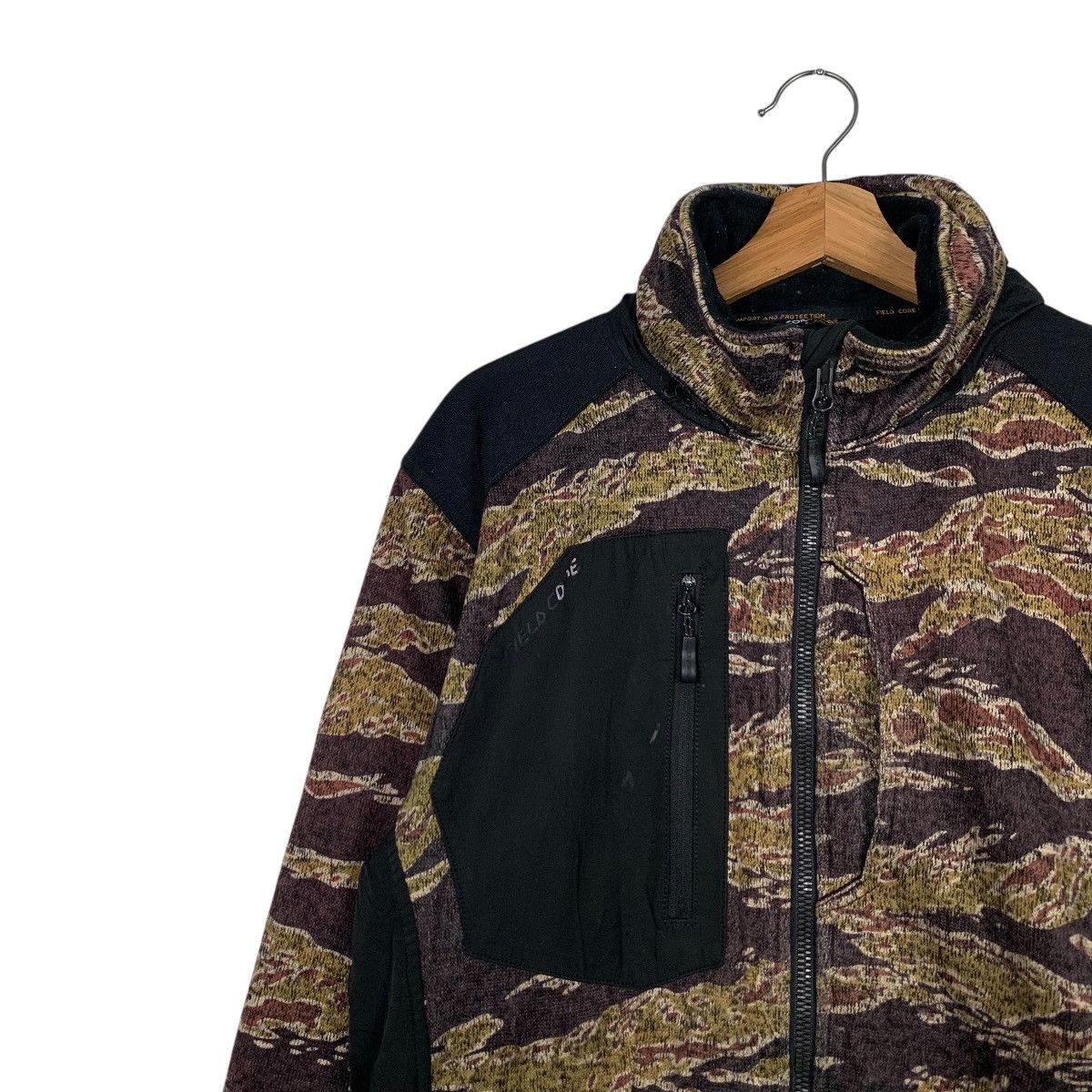 Huntington FIELD CORE Cordura Fabric Camo Jacket #1670-C74 Size US L / EU 52-54 / 3 - 6 Thumbnail