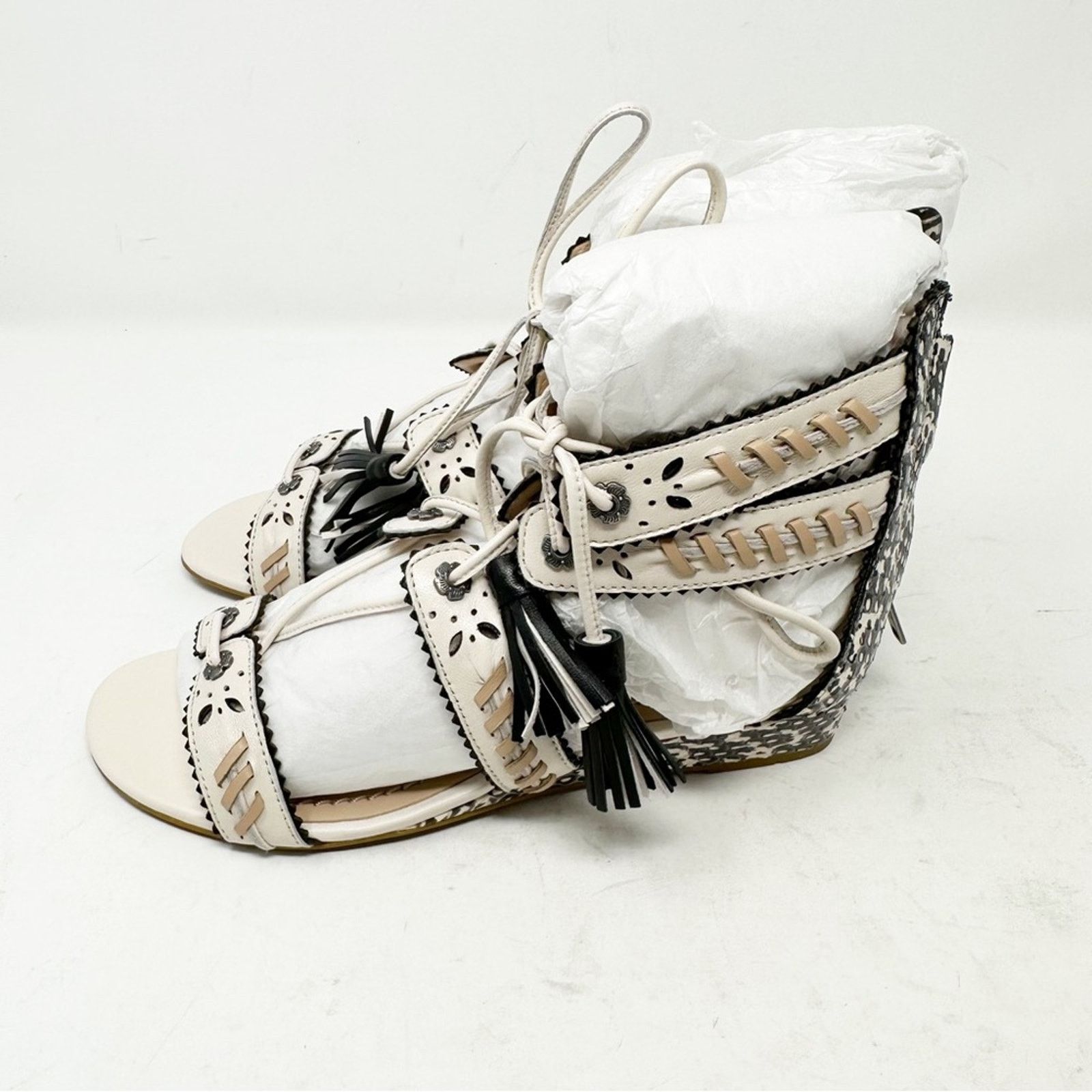 Coach COACH Via Demi Wedge Sandals Chalk NWT in Size 5 Size US 5 / IT 35 - 5 Thumbnail