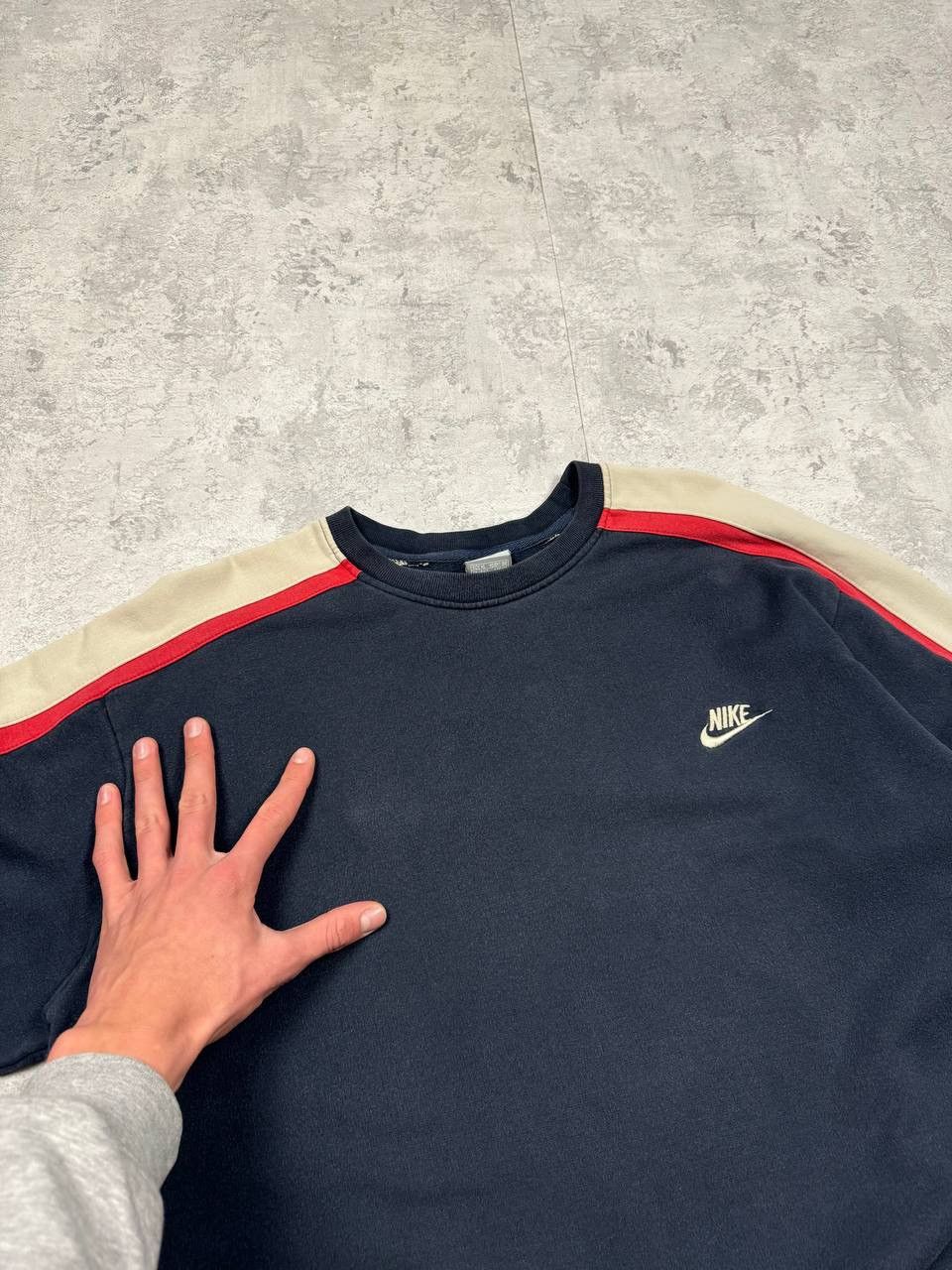 Nike Vintage Nike Y2K sweatshirt Size XL Size US XL / EU 56 / 4 - 11 Thumbnail