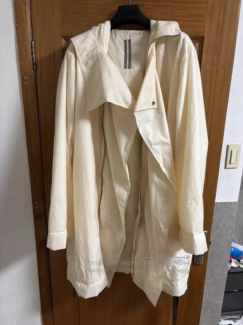Rick Owens DRKSHDW Sisley Parka in Cream.