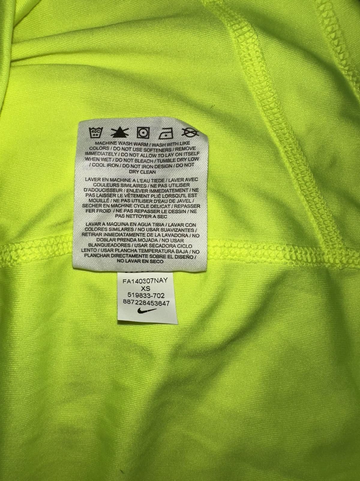 Nike Nike Women's (S) Miler Running Volt Long Sleeve Shirt Size XS / US 0-2 / IT 36-38 - 6 Thumbnail
