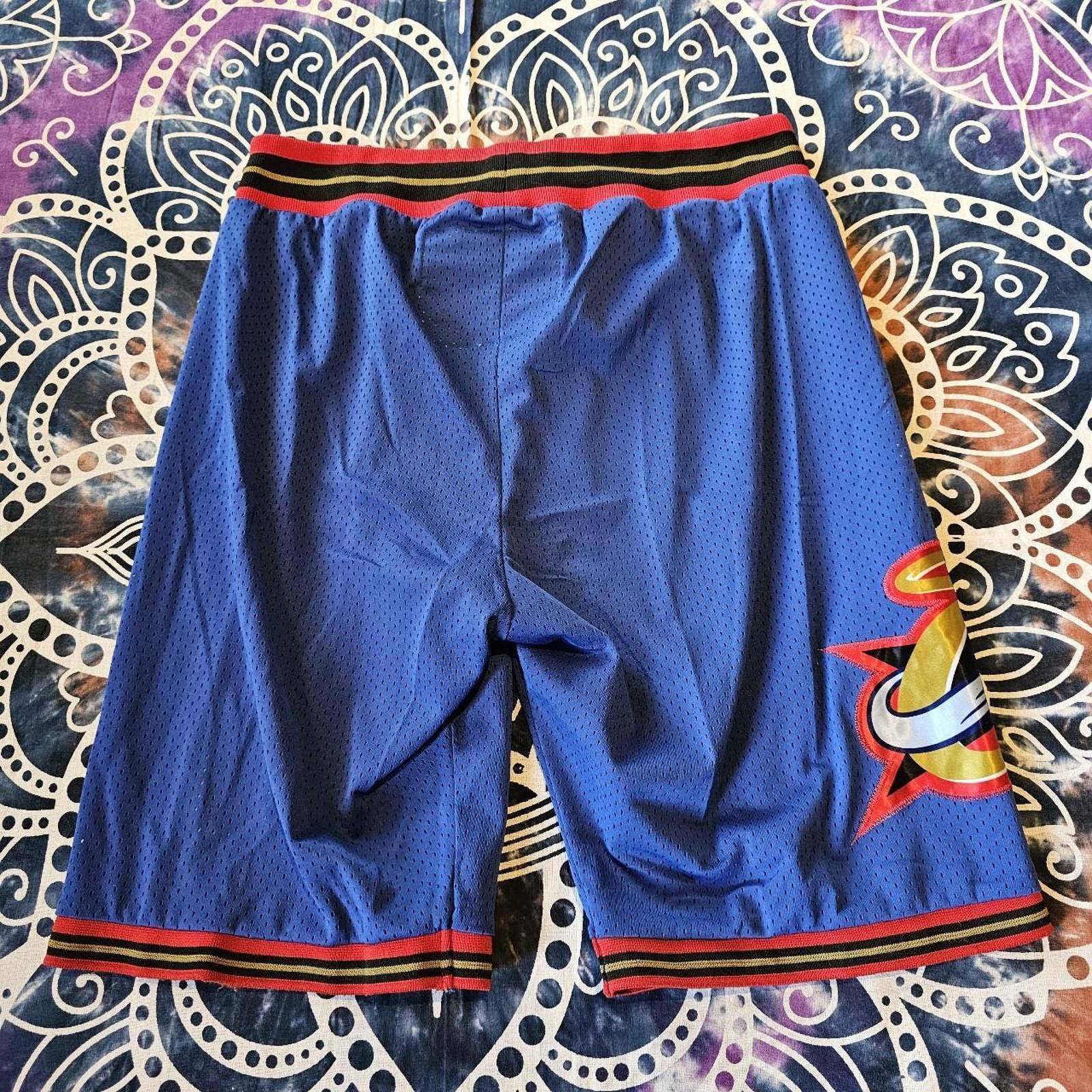 Designer COLLECTED COLLECTIONS MENS LARGE BASKETBALL SHORTS Size US 34 / EU 50 - 7 Thumbnail