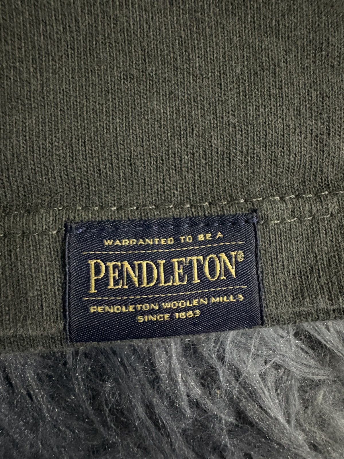 Pendleton 🔥HOT🔥PENDLETON NAVAJO AZTEC NATIVE Size US M / EU 48-50 / 2 - 6 Thumbnail