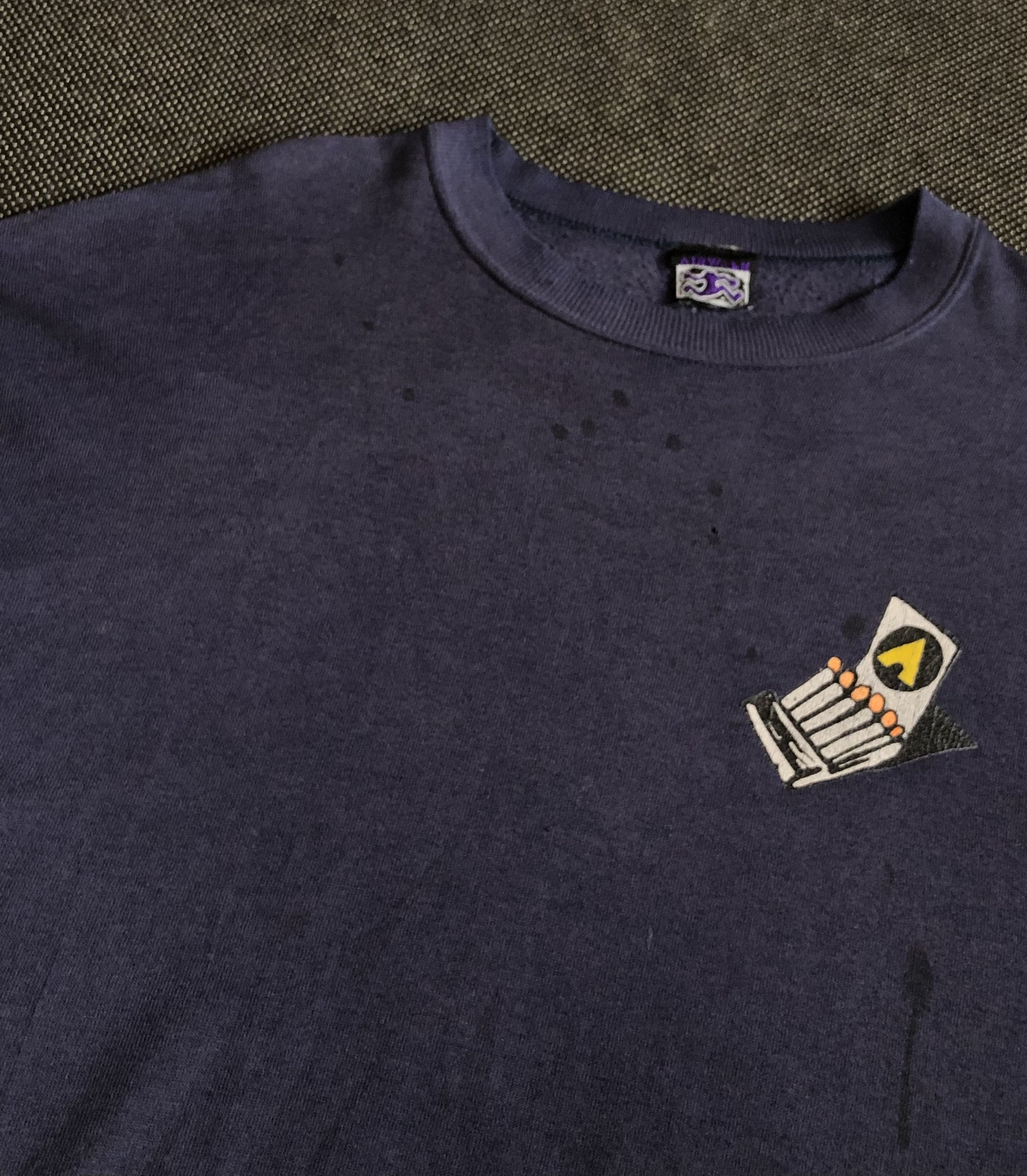 Airwalk RARE🔥VINTAGE 1990’S AIRWALK SKATEBOARDS MATCHBOX SWEATSHIRT Size US XL / EU 56 / 4 - 5 Thumbnail