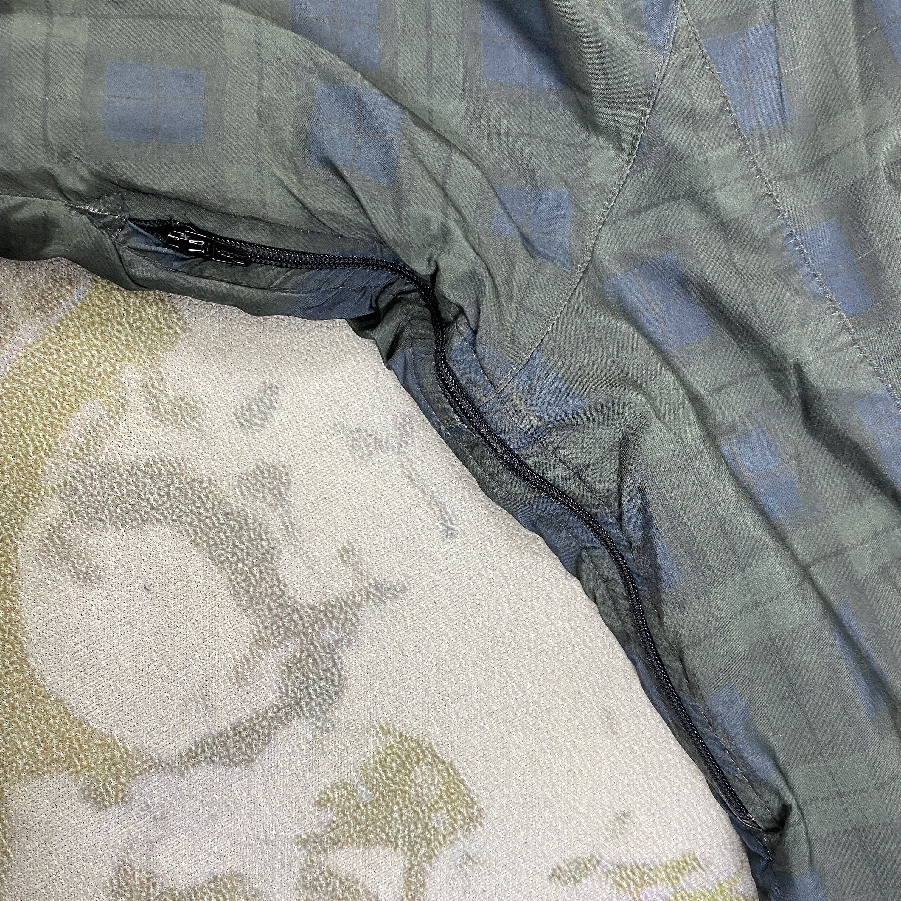 Japanese Brand Vintage Digsnyc Workwear Checked Medium Jacket- J365 Size US M / EU 48-50 / 2 - 13 Thumbnail
