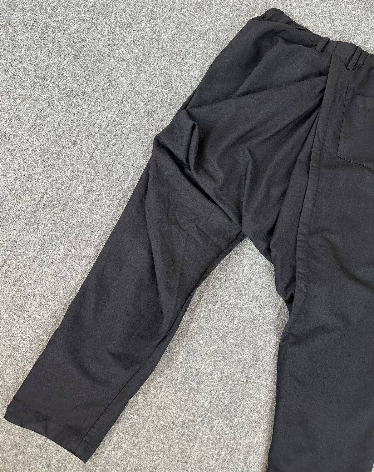 Issey Miyake Issey Miyake - S/S17 Sarouel Asymmetrical Drop Crotch Pants Size US 32 / EU 48 - 10 Thumbnail