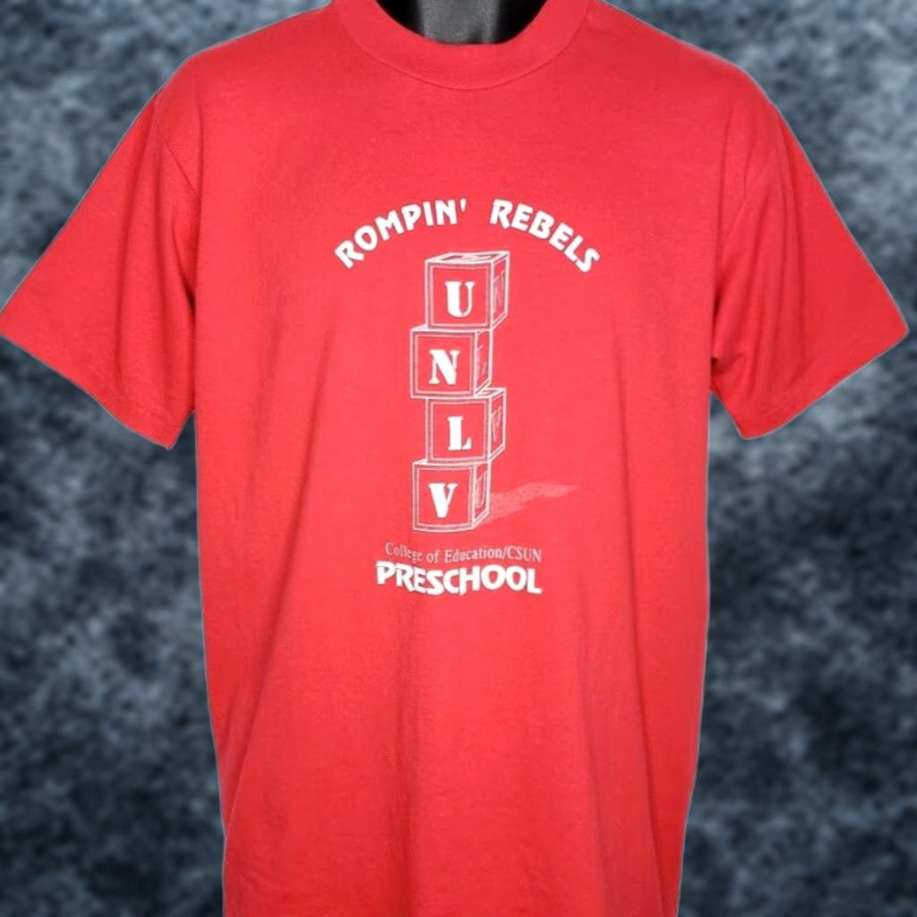 Hanes VINTAGE UNLV Preschool T Shirt Mens Medium 80s Rompin Rebels Made In USA Red Cotton Blend 50/50 Graphic Tee Mens Size US M / EU 48-50 / 2 - 1 Thumbnail