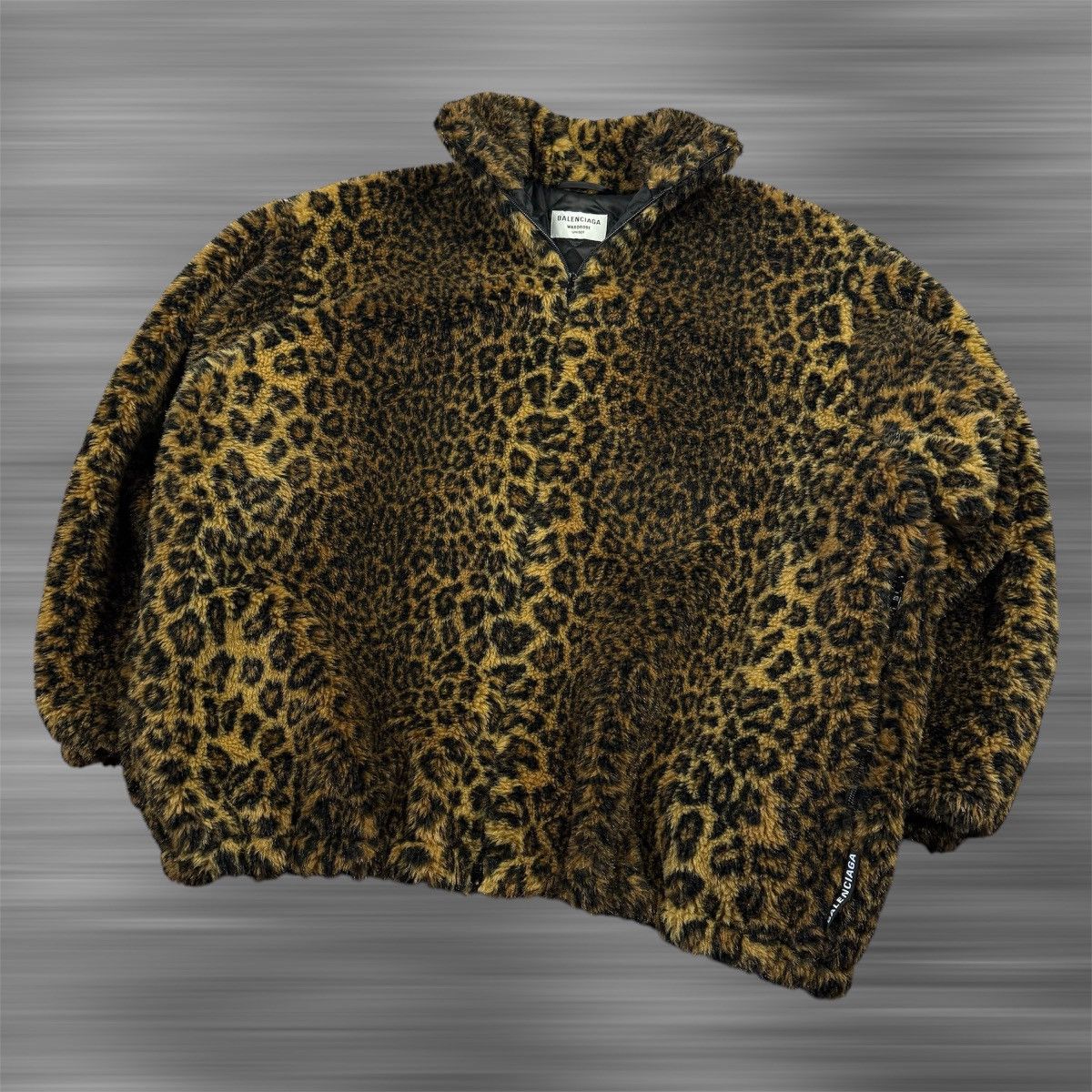 Balenciaga BALENCIAGA Oversized Leopard-Print Faux Fur Jacket Size US L / EU 52-54 / 3 - 1 Thumbnail