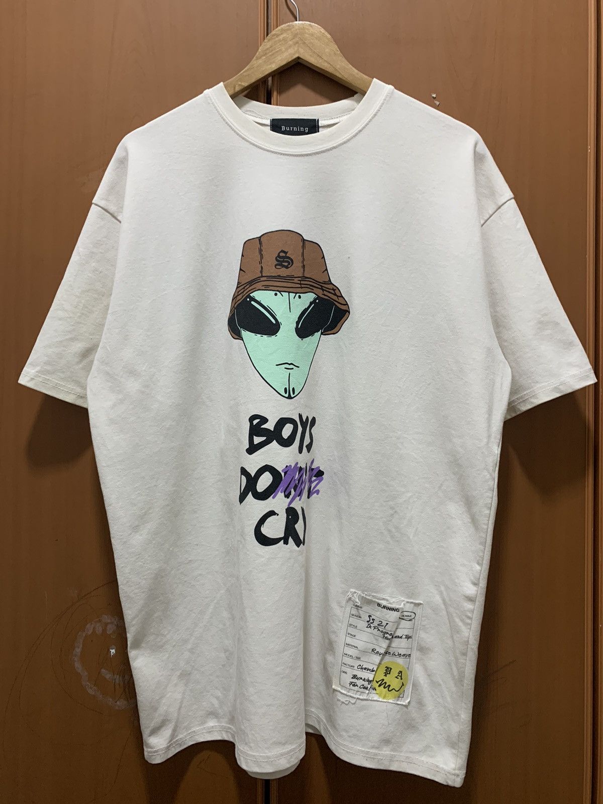 Japanese Brand Burning Alien Boys Don't Cry T-Shirt Size US XXL / EU 58 / 5 - 1 Thumbnail