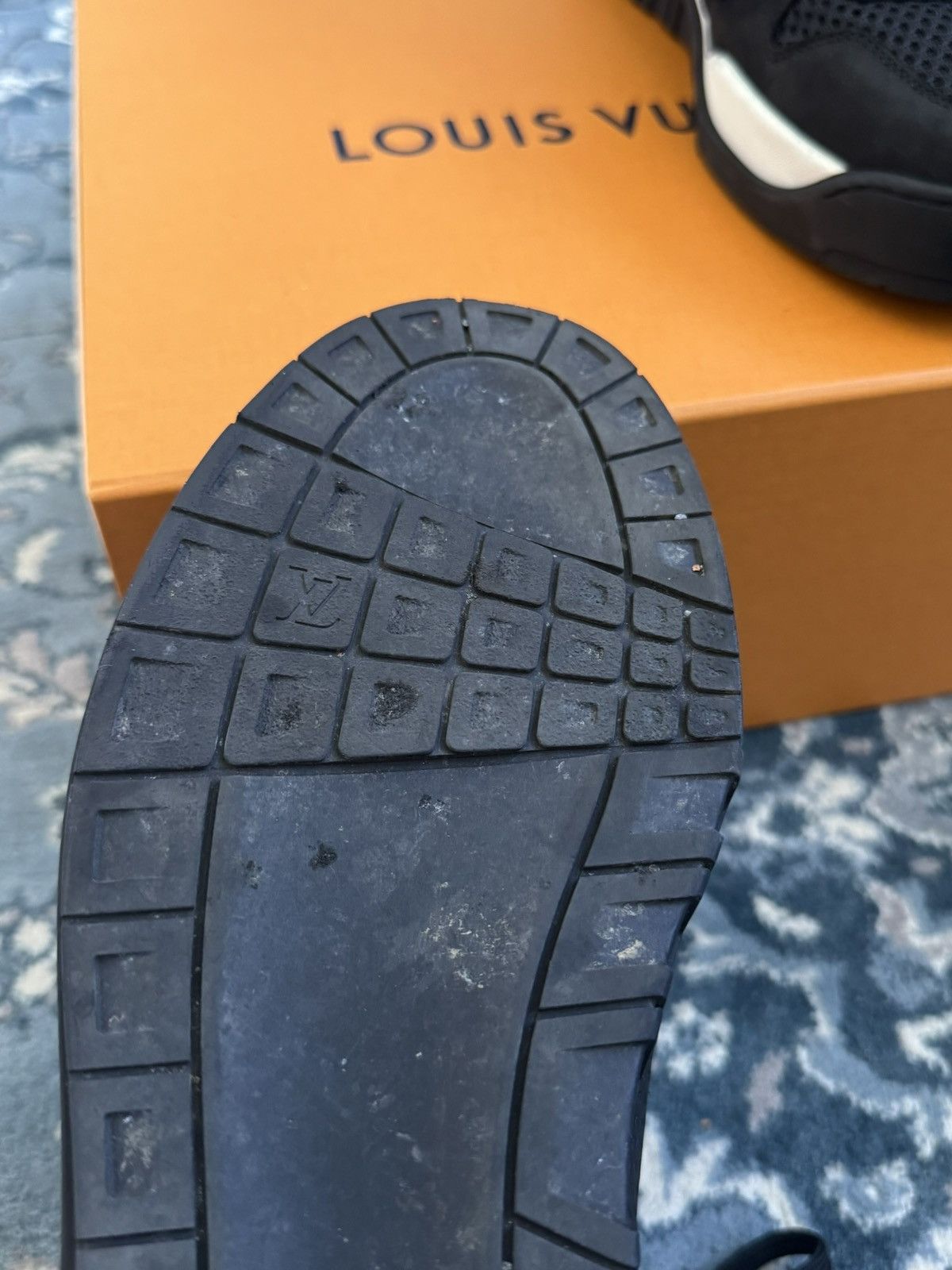 Louis Vuitton Louis Vuitton Trailblazer Sneaker with OG Box and Dustbags Size US 11 / EU 44 - 7 Thumbnail