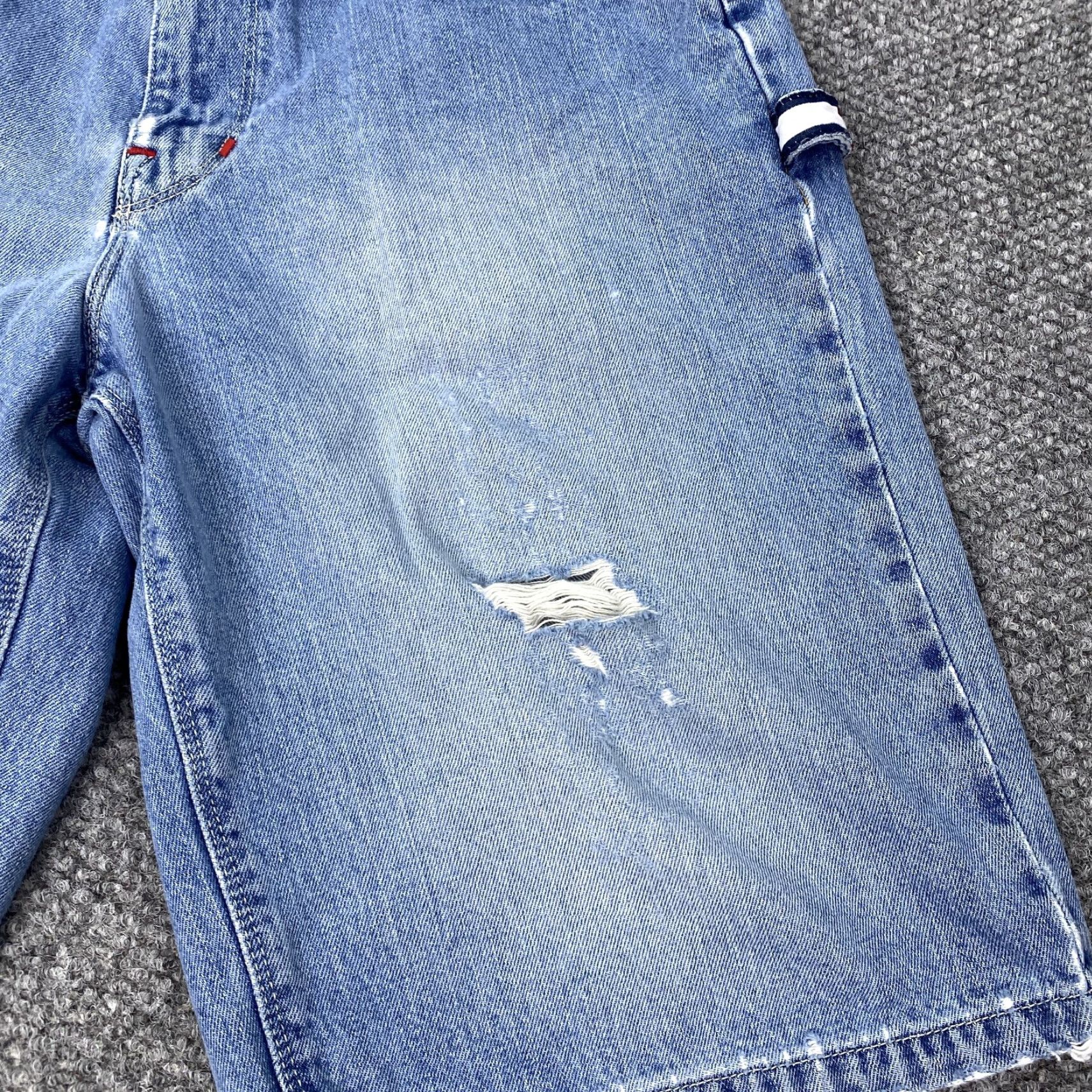 Denime VINTAGE Tommy Jeans Shorts Mens 33 Denim Cargo Distressed 90s Retro Grunge Casual Size US 33 - 5 Thumbnail