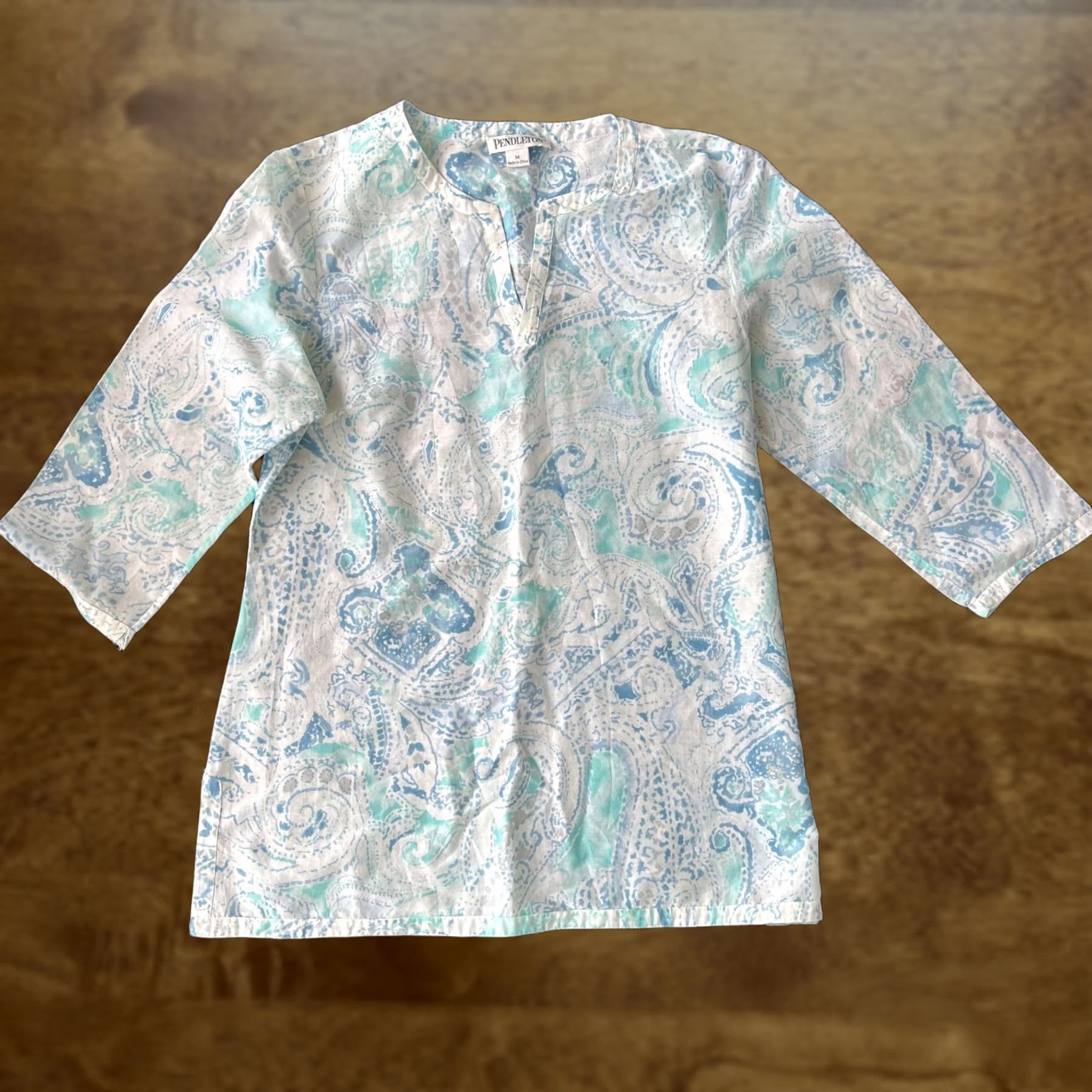 Pendleton VINTAGE Pendleton Shirt Womens Medium Blue Paisley 3/4 Sleeve Tunic Blouse Shirt Women M Blue Paisley Tunic V-Neck 3/4 Sleeve Lightweight Cotton Silk Size M / US 6-8 / IT 42-44 - 1 Thumbnail