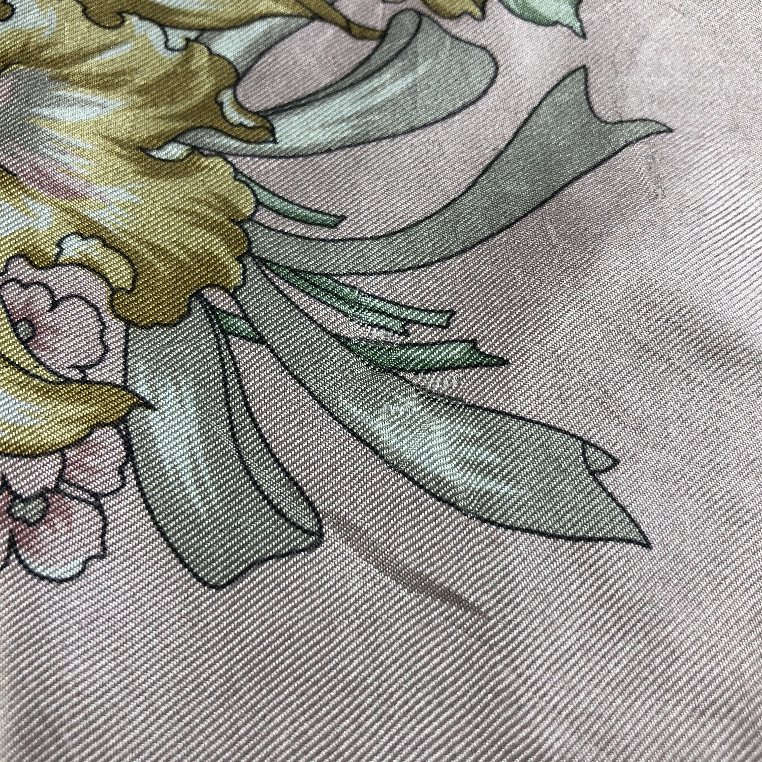 Japanese Brand Luxury Floral Silk Scarf M518 Size ONE SIZE - 5 Thumbnail