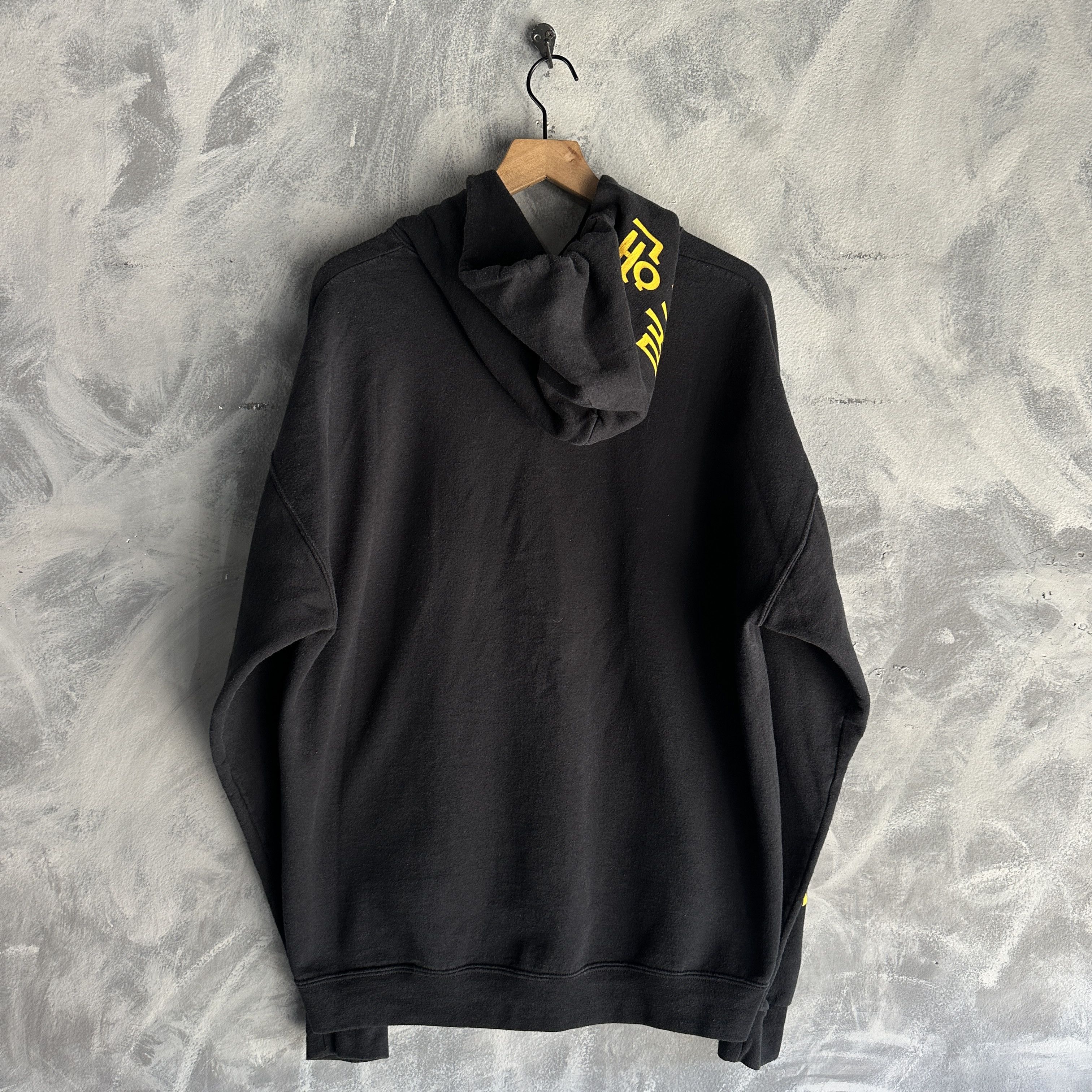 Other Sloan and Bennett KOBE BRYANT GIGI Lakers Tribute Hoodie Size US XL / EU 56 / 4 - 6 Thumbnail