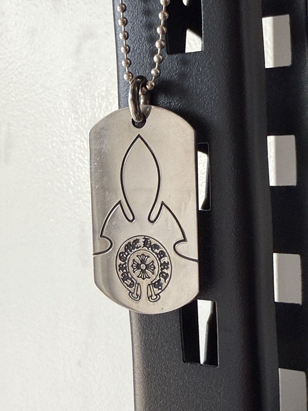 Chrome Hearts ワンピース Chrome Hearts Chrome Hearts “One World One Piece” Dog Tag | Grailed