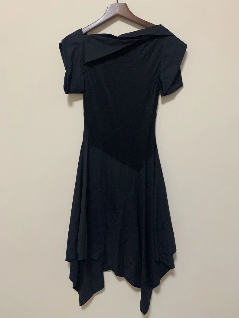 Vivienne Westwood Vivienne Westwood Black dress, formal gown Size M / US 6-8 / IT 42-44 - 2 Thumbnail