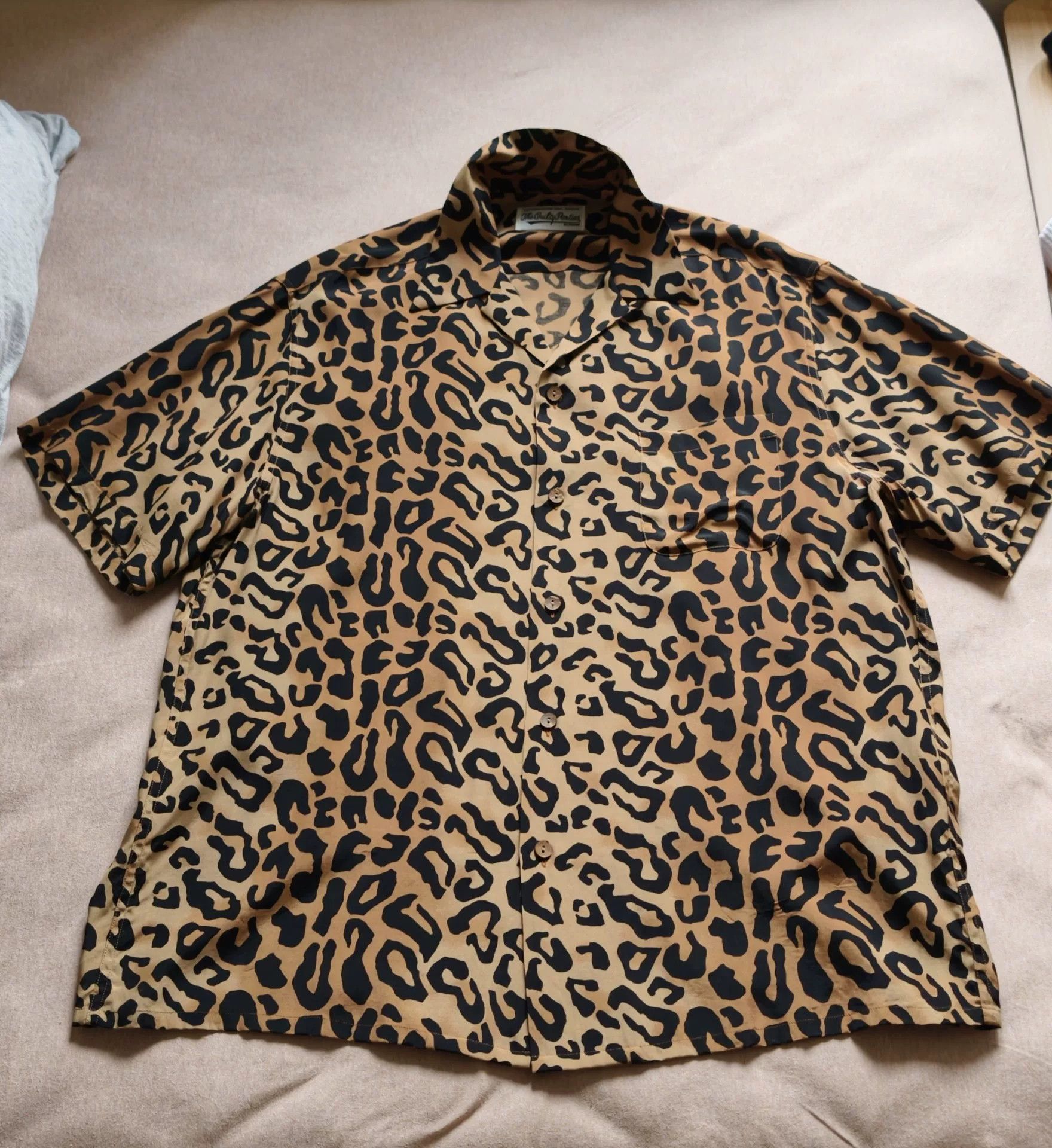 Wacko Tokyo Leopard Print Shirt XL