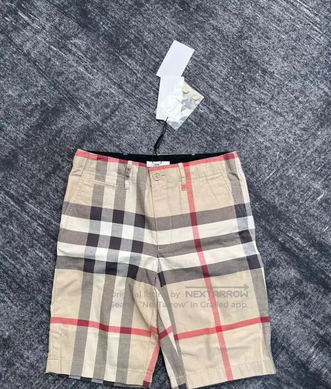 Burberry Burberry Khaki Check Summer Casual Shorts. Size 23" - 1 Thumbnail