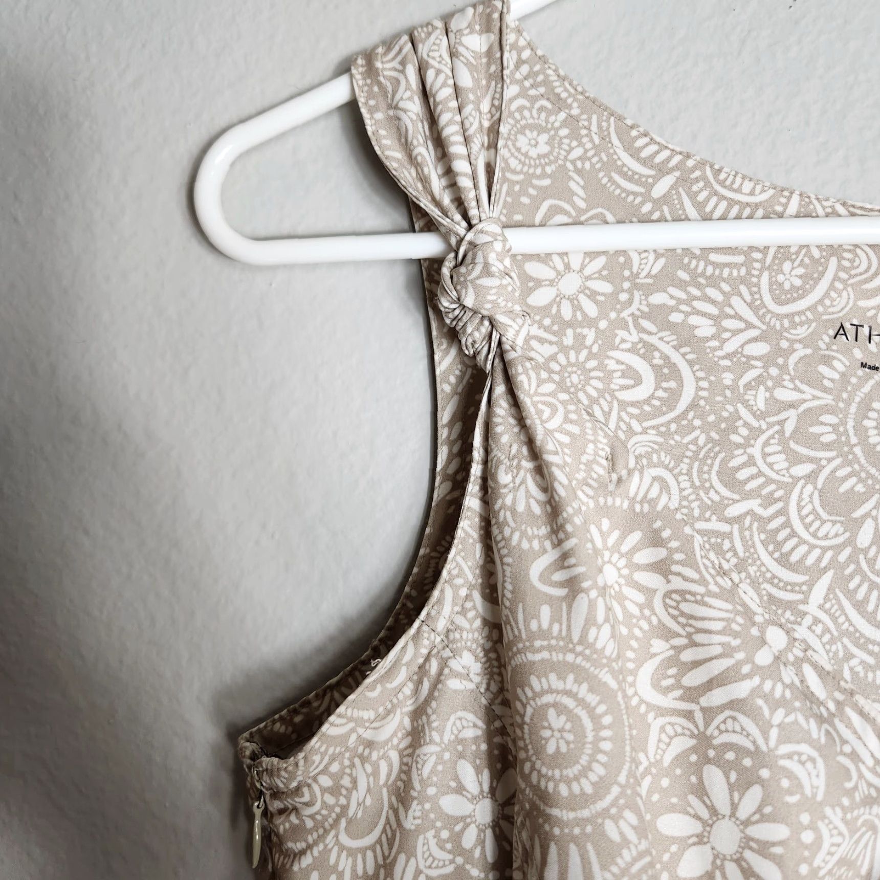 Athleta Athleta Womens Nearly Knotical Beige Paisley Floral Sleeveless Dress-Size 2 Size XS / US 0-2 / IT 36-38 - 3 Thumbnail