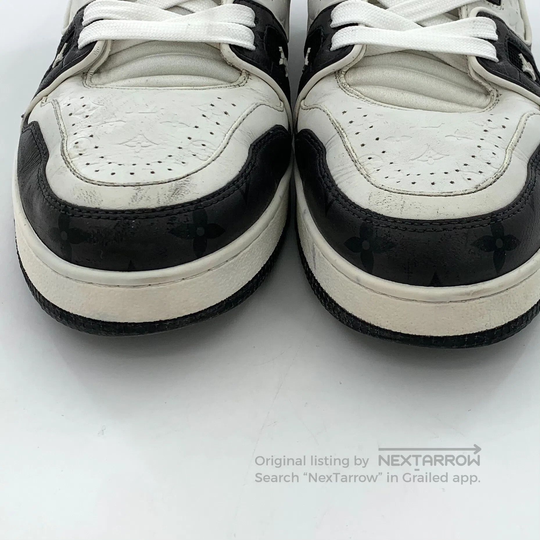 Louis Vuitton Louis Vuitton Black and White Color Laced Casual Flat Spor Size US 8 / EU 41 - 8 Thumbnail