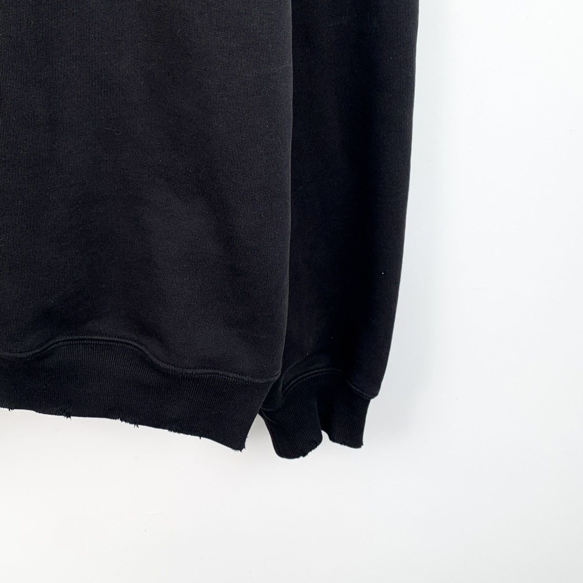 Balenciaga Balenciaga Church Letter Printed Hooded Sweatshirt K26WX Size US M / EU 48-50 / 2 - 5 Thumbnail