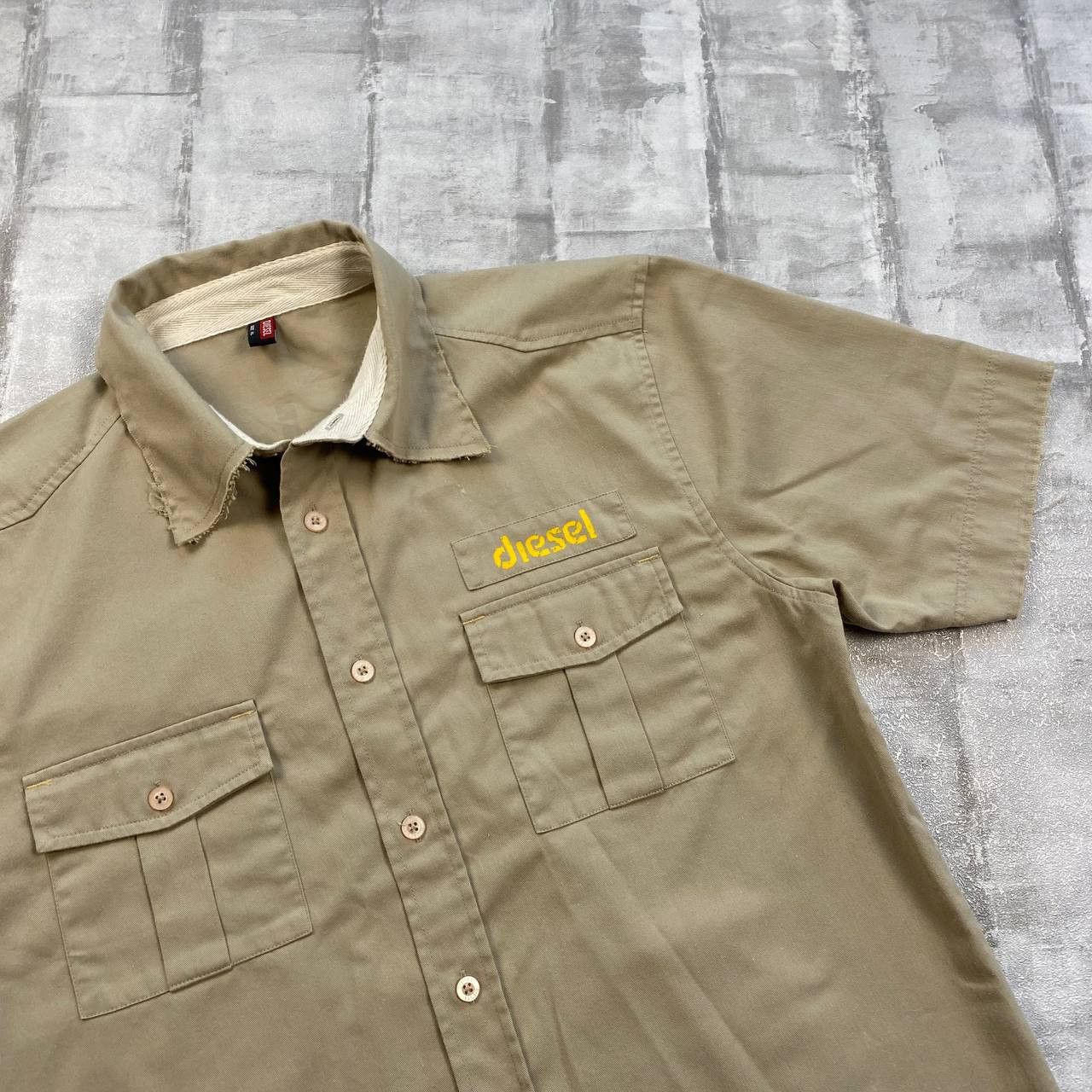 Diesel VINTAGE DIESEL BACK LOGO GRAPHIC PRINT SHIRT Size US XL / EU 56 / 4 - 3 Thumbnail