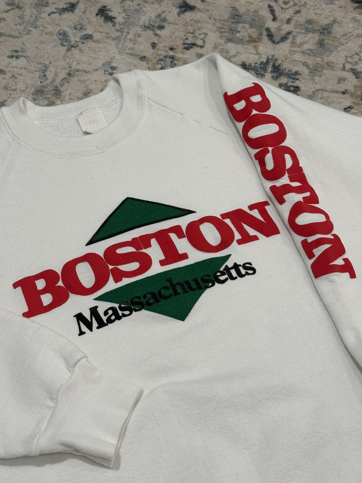 Bostonian Vintage 90s Boston Massachusetts Puff Print Crewneck Size L Size US L / EU 52-54 / 3 - 7 Thumbnail