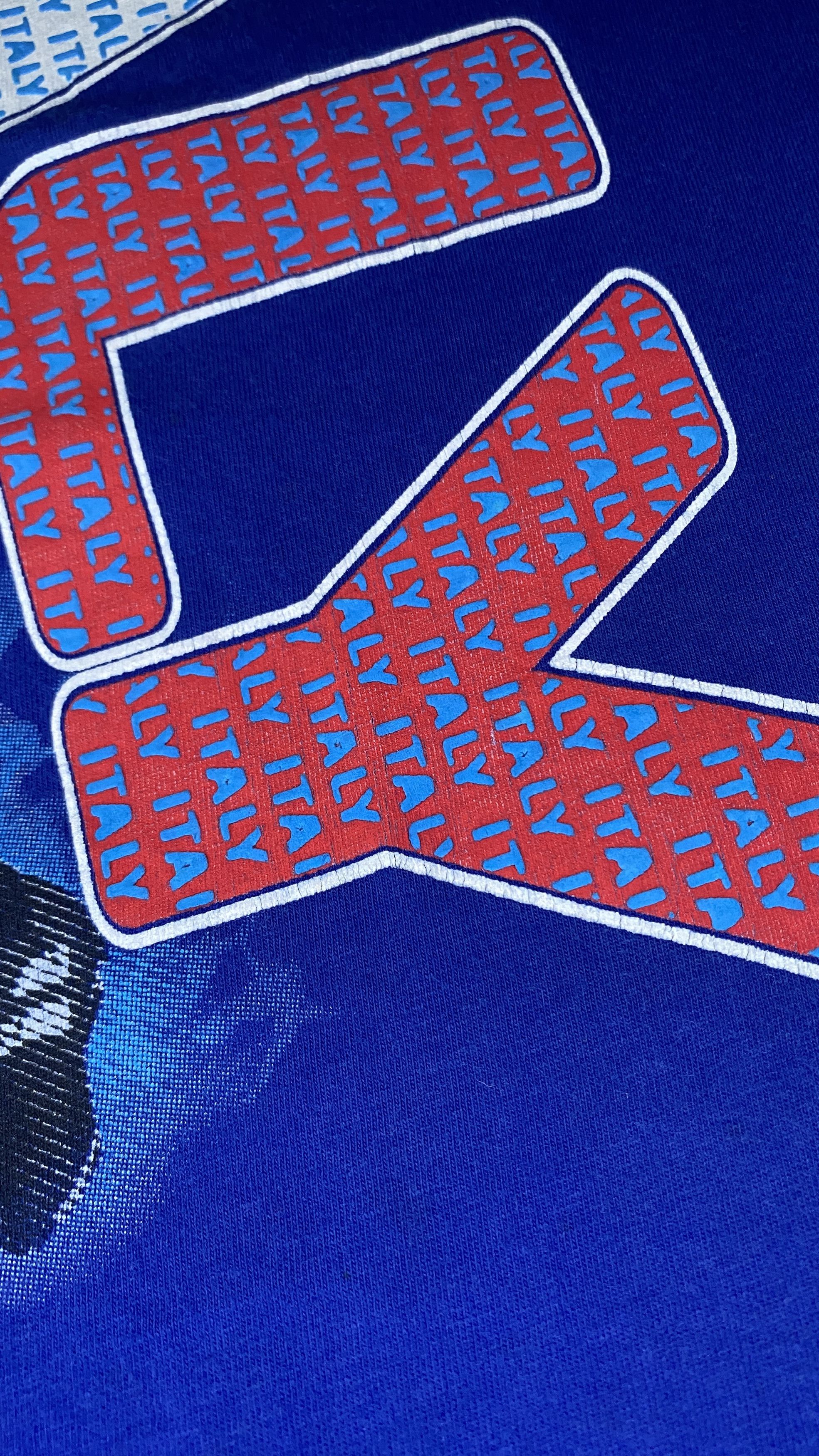 Vintage Vintage Y2K Italy Soccer Goalkeeper Graphic T-Shirt Size US L / EU 52-54 / 3 - 4 Thumbnail
