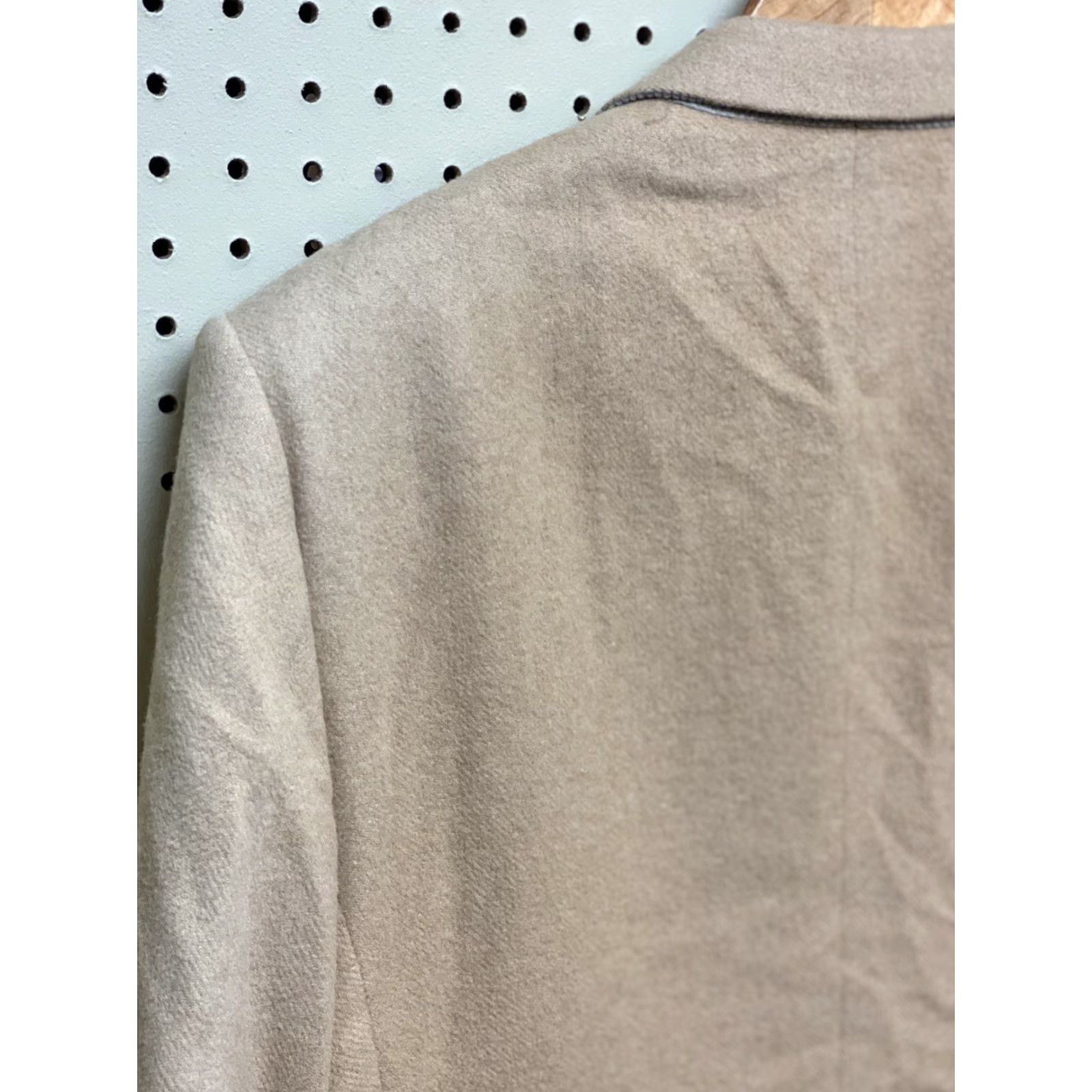 Vintage VINTAGE Barney’s New York Camel Hair Blazer Jacket Men 40 Tan Brown USA Two-Button Regular Solid 40 Barneys New York Mens As Is Size 40R - 4 Thumbnail