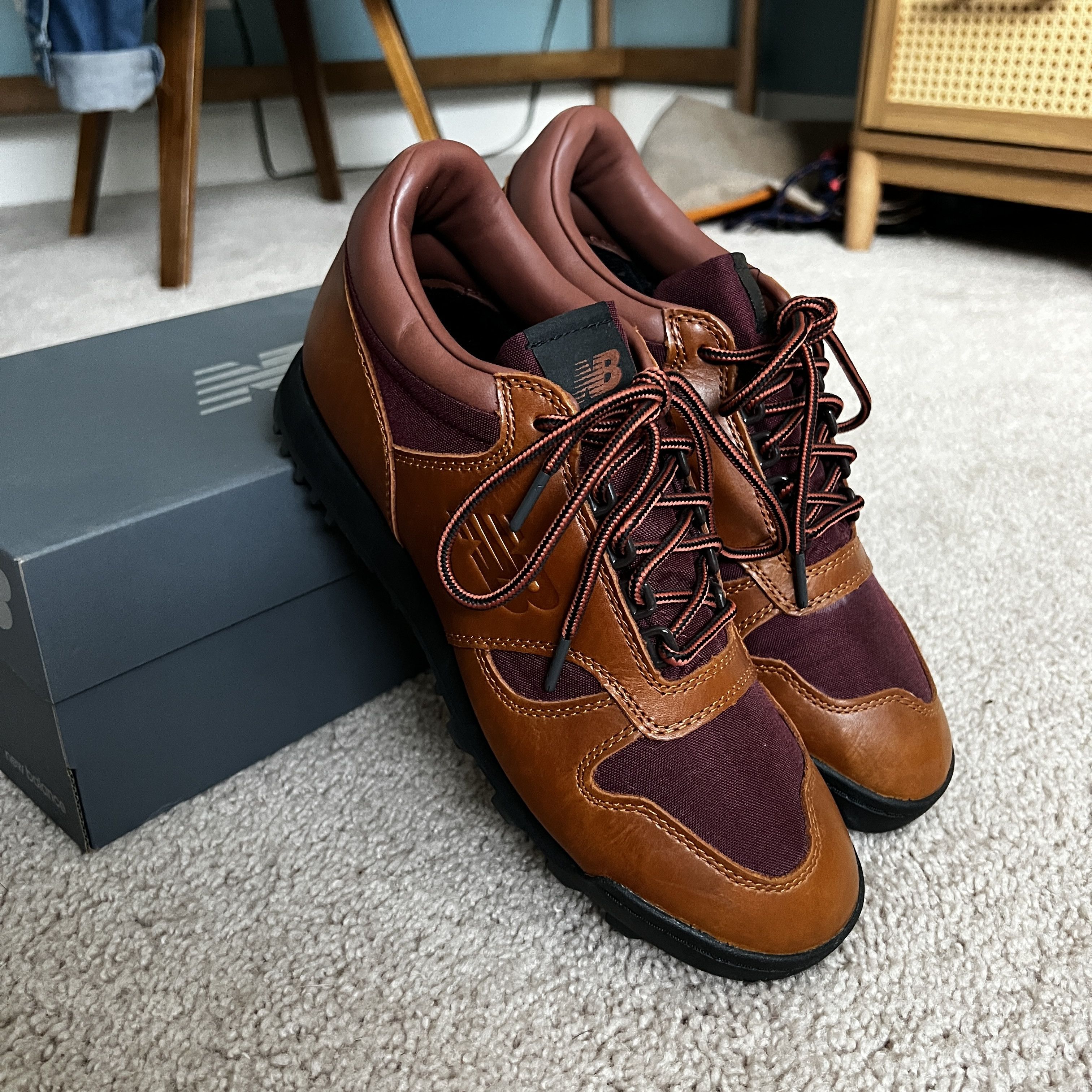 New Balance New Balance Rainier Low "Ginger" Size US 9 / EU 42 - 1 Thumbnail