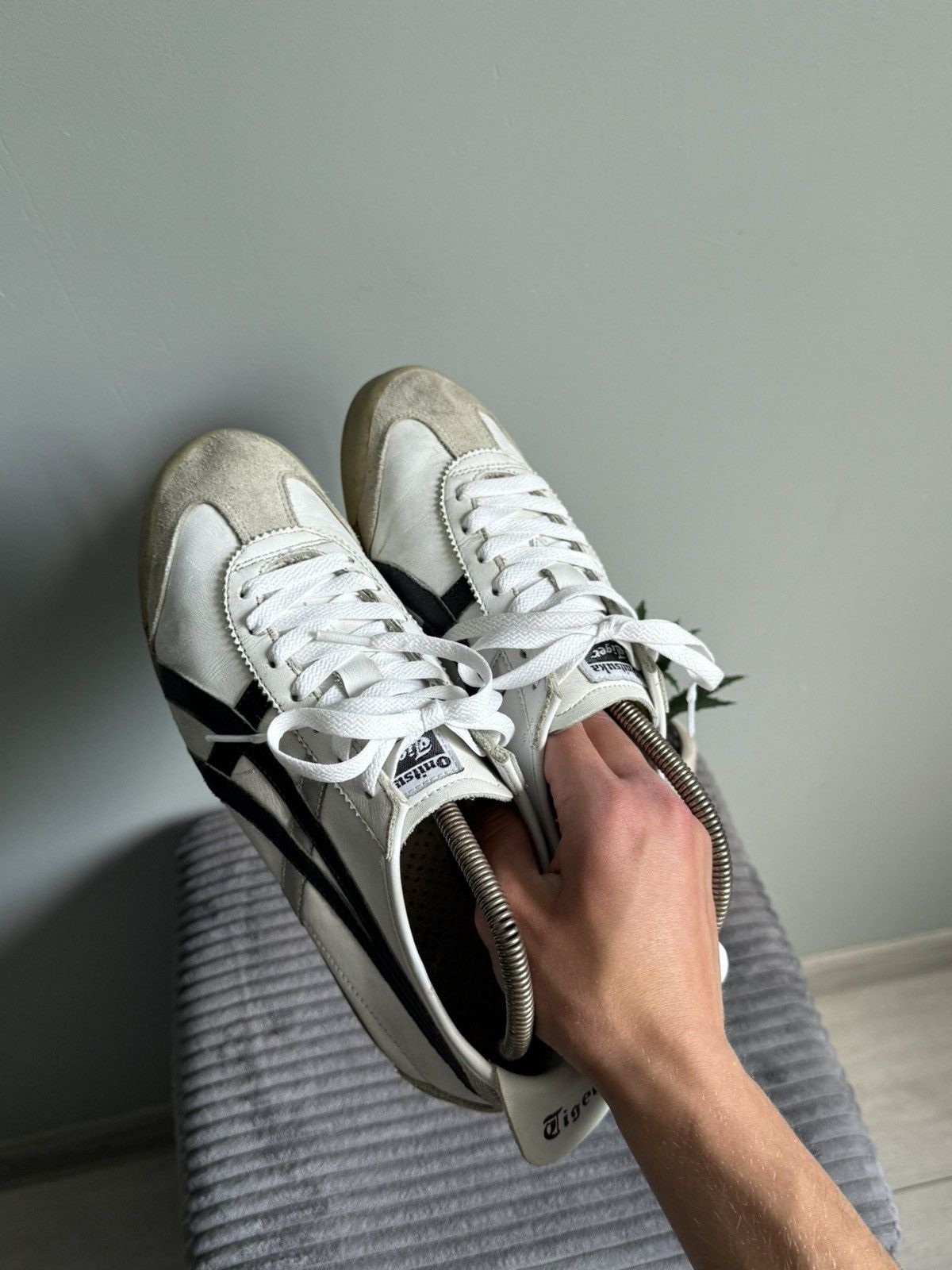 Asics Vintage Asics Onitsuka Tiger Sneakers Size US 9 / EU 42 - 5 Thumbnail